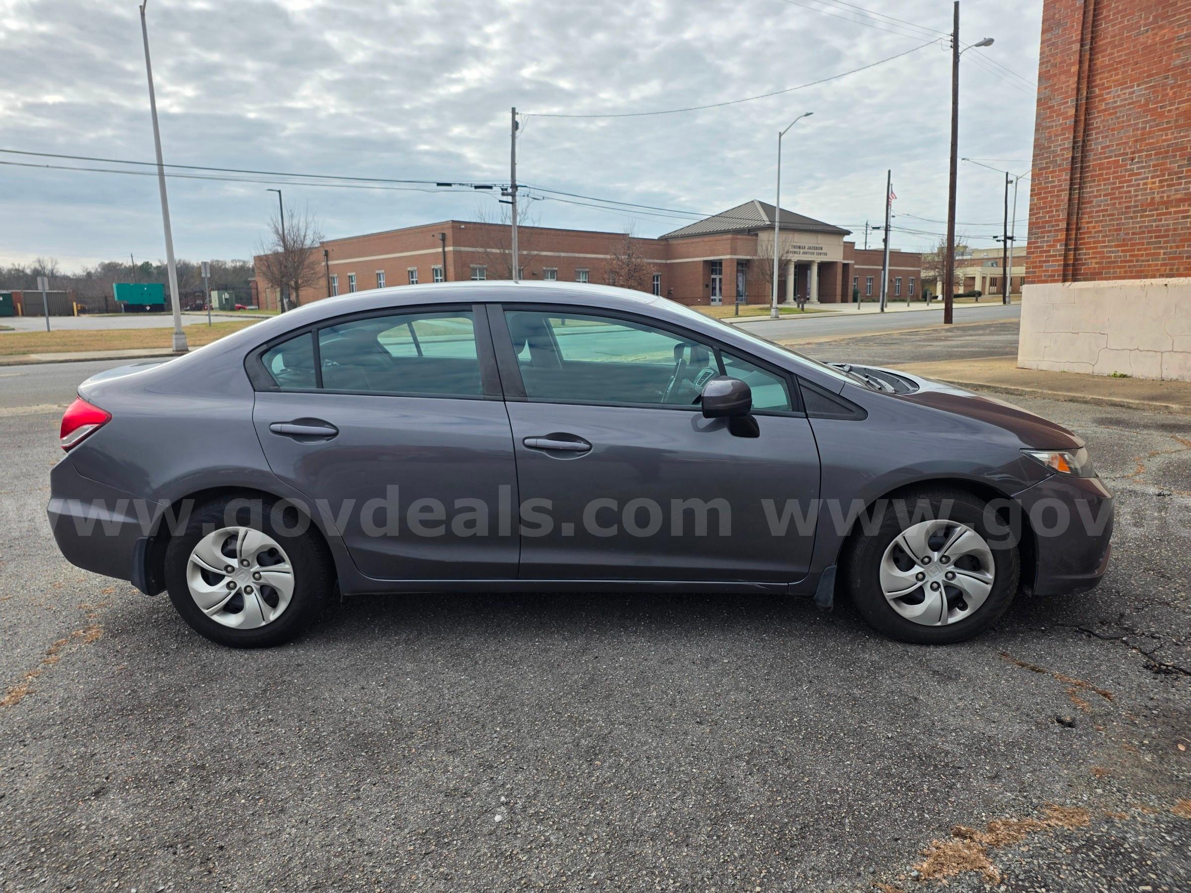 2015 Honda Civic LX Honda Civic LX Government Surplus Auction - Photo #5