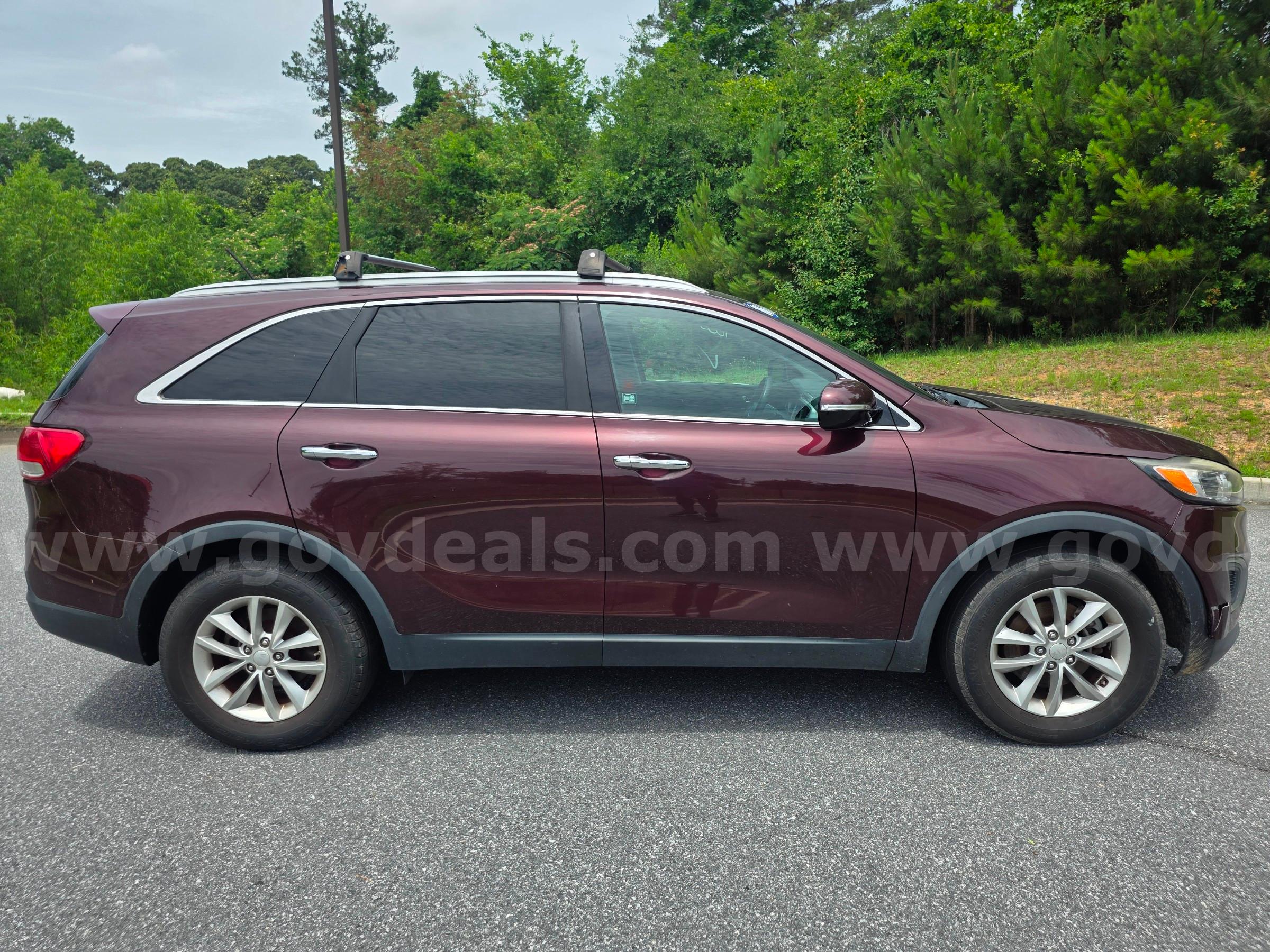 2016 Kia Sorento LX Kia Sorento Government Surplus Auction - Photo #5