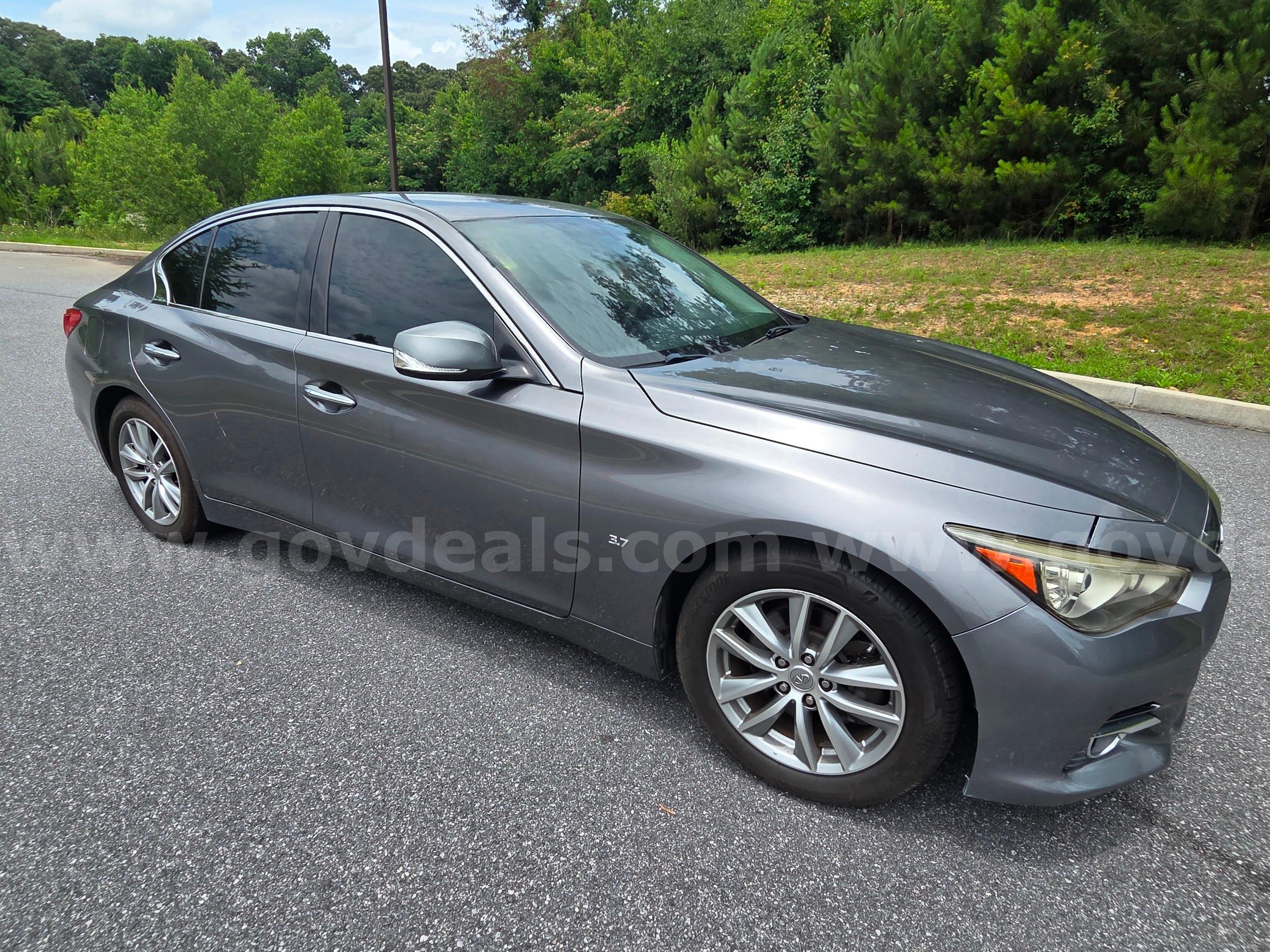 2014 Infiniti Q50 Infiniti Q50 Government Surplus Auction - Photo #3