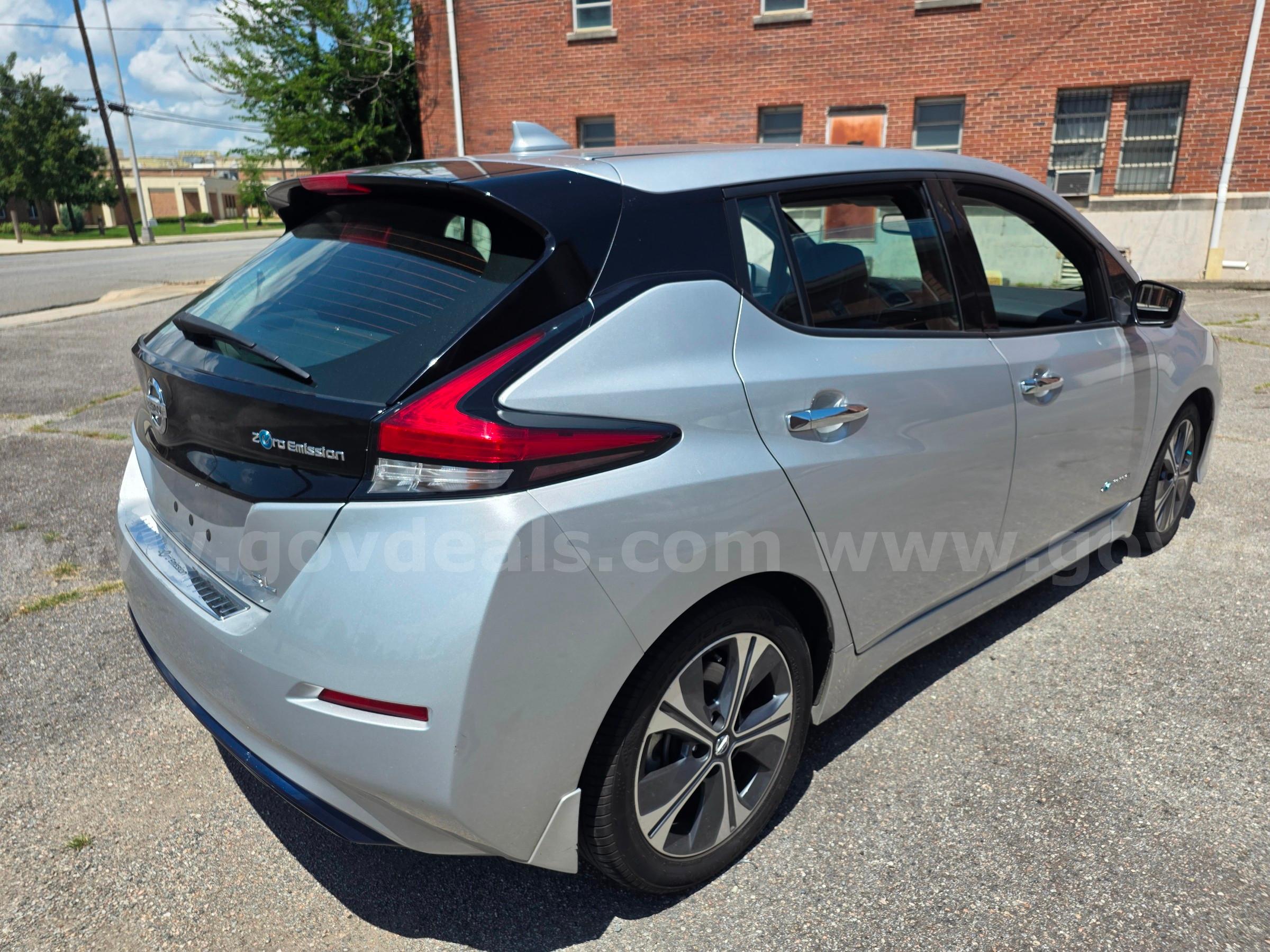 2018 Nissan Leaf SL Nissan Leaf Government Surplus Auction - Photo #6