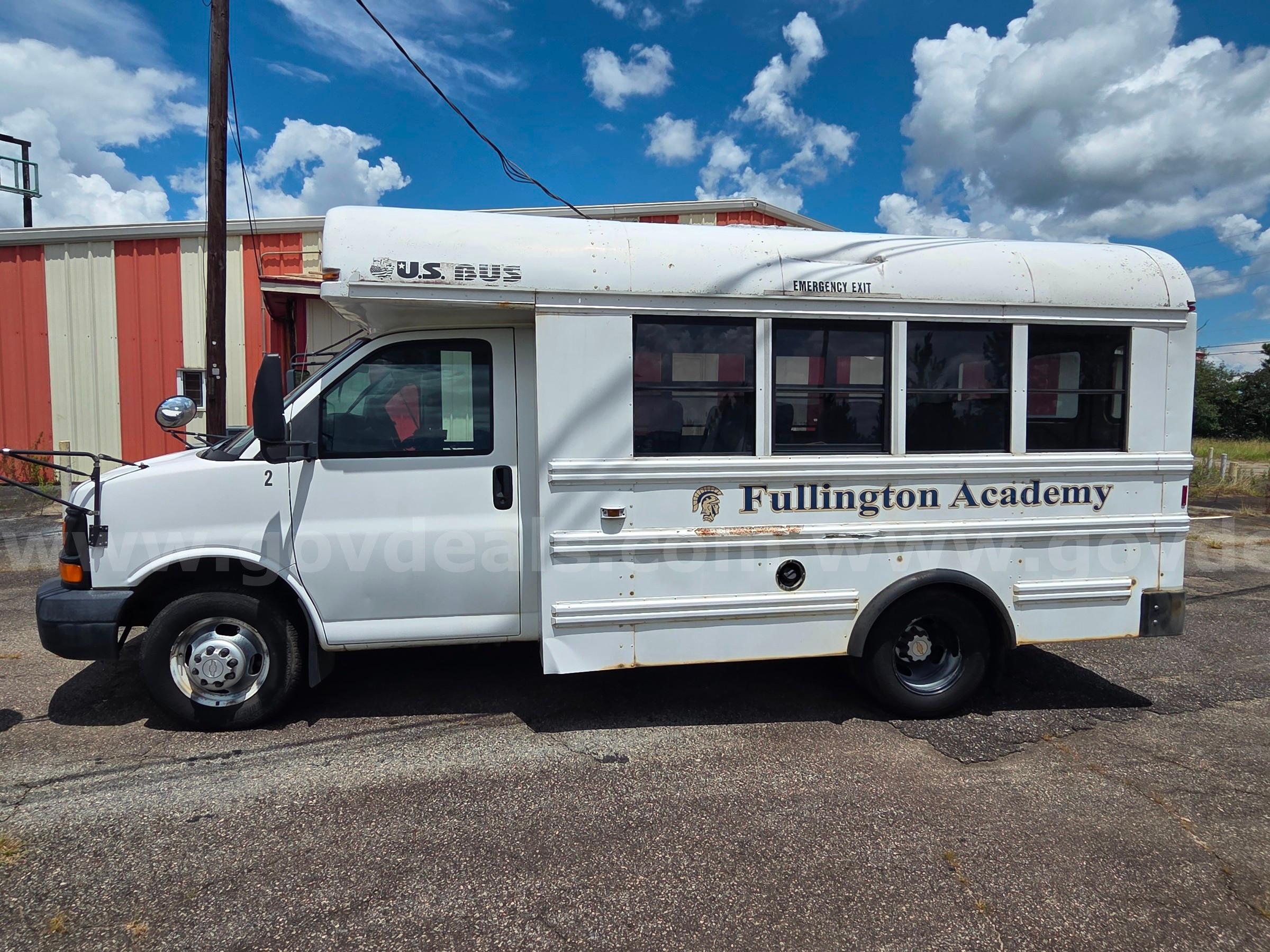 2006 Chevrolet Express 15 Passenger Bus Chevrolet Express Government Surplus Auction - Photo #4