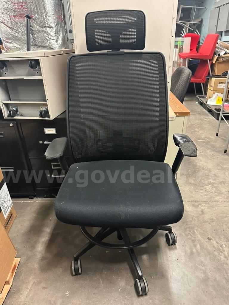 Wheely Chair   Government Surplus Auction - Photo #3