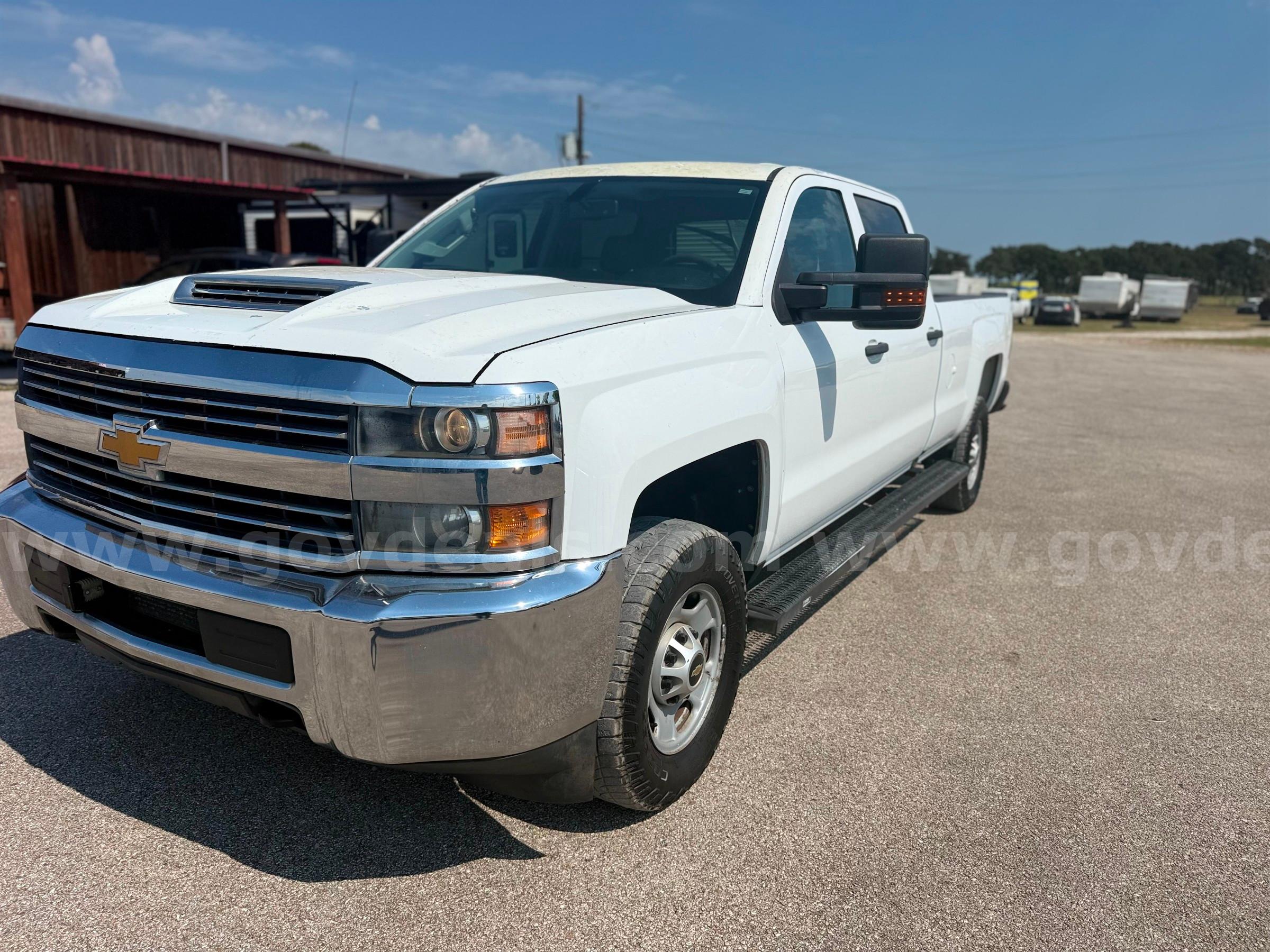 2017 Chevrolet Silverado 2500HD Work Truck Crew Cab 4WD