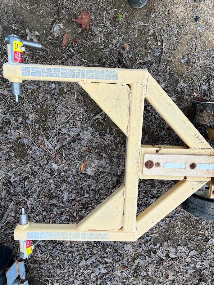 2000 Clyde 15F2352 2000-DC9, 717, MD80 Towbar Clyde 717 Government Surplus Auction - Photo #3