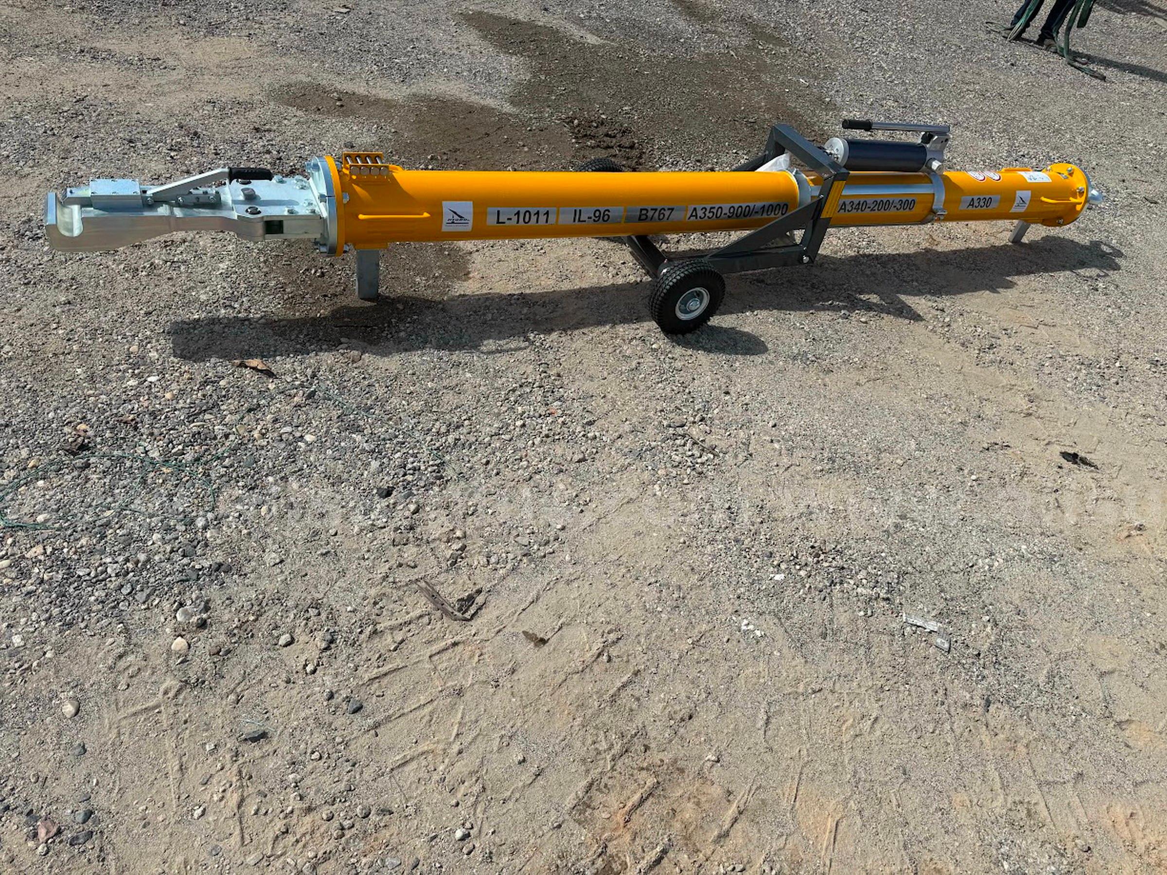 Hydro 4S20SH1_TY New Hydro TowBar- Services-A330, A340-200/-300, A350-900, A350-1000  B767  IL96  L1011 Hydro A330 Government Surplus Auction - Photo #3