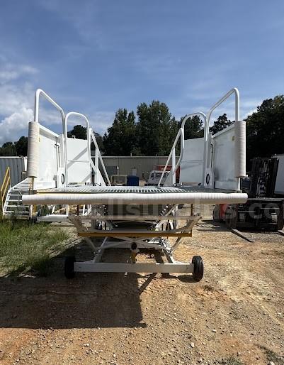 2026 Clyde PAX STAIRS 15F2820 Push type/ towable Passenger Stair Clyde Machines PAX STAIRS 15F2820 Government Surplus Auction - Photo #4