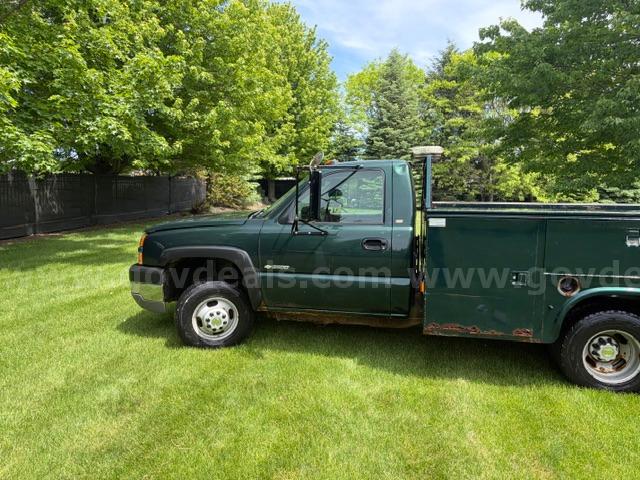 2003 Chevrolet Silverado 3500 with Famous Vortec  8.1L Allison 5 speed Transmission 4WD Only 54,000 Miles! RARE! Chevrolet Silverado Government Surplus Auction - Photo #2