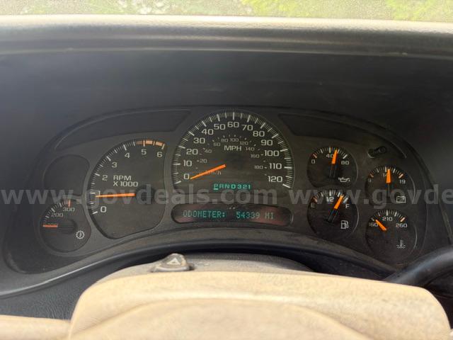2003 Chevrolet Silverado 3500 with Famous Vortec  8.1L Allison 5 speed Transmission 4WD Only 54,000 Miles! RARE! Chevrolet Silverado Government Surplus Auction - Photo #3