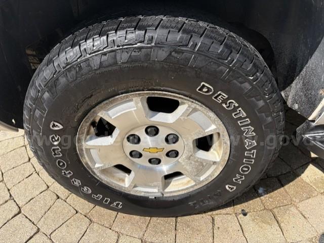 2011 Chevy Tahoe 4x4 5.3 Flex Fuel Clean Fully Loaded Low Miles Chevy Tahoe Government Surplus Auction - Photo #4