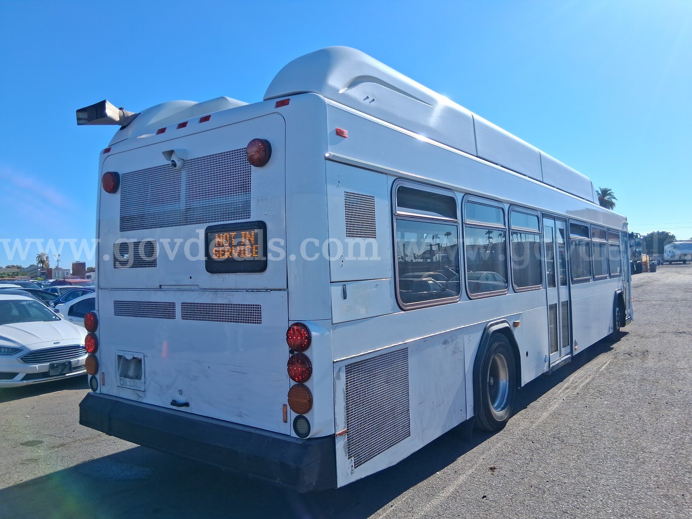 2016 Gillig Low Floor Bus Transit Bus Gillig Transit Government Surplus Auction - Photo #2