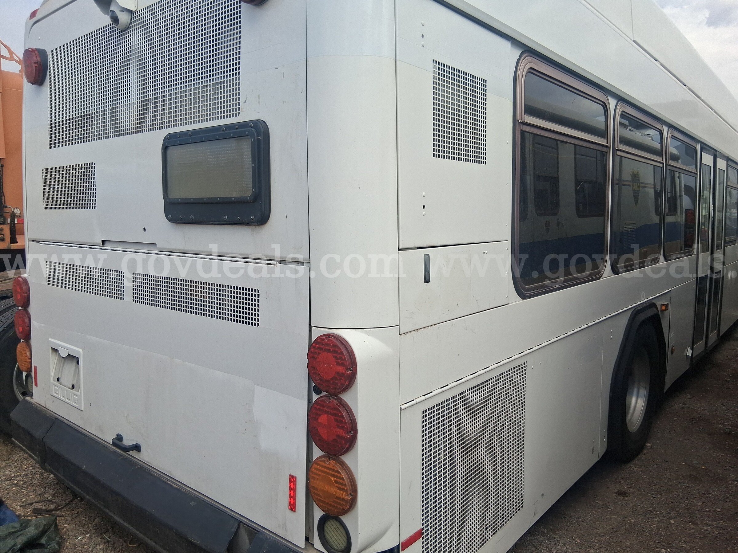 2016 Gillig Low Floor Bus Transit Bus Gillig Transit Government Surplus Auction - Photo #3