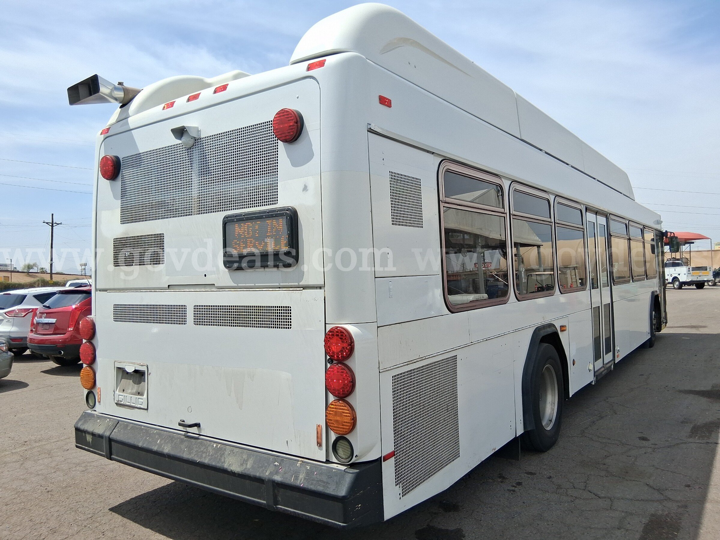 2016 Gillig Low Floor Gillig Low Floor Government Surplus Auction - Photo #2