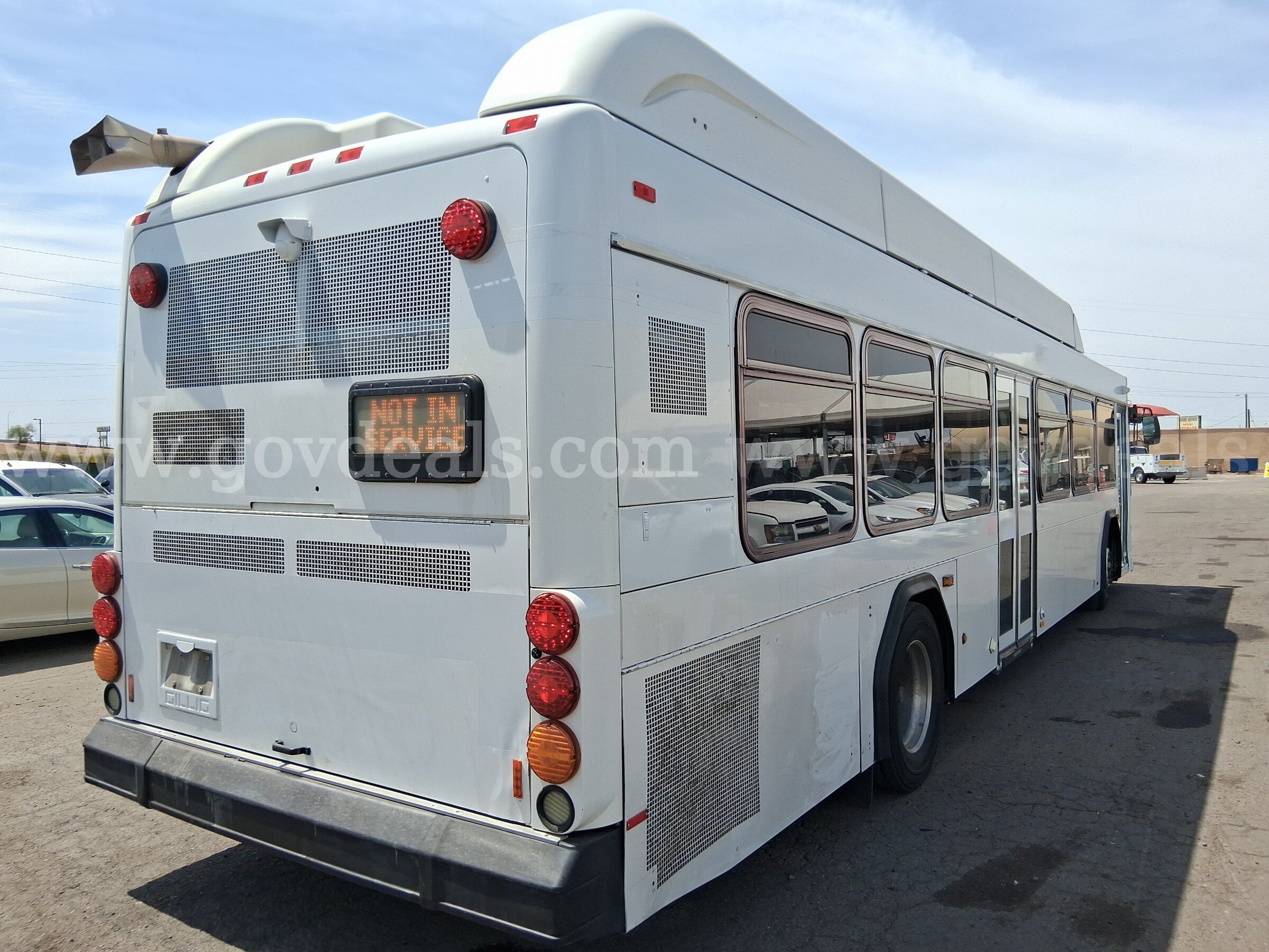 2016 Gillig Low Floor Gillig Low Floor Government Surplus Auction - Photo #2