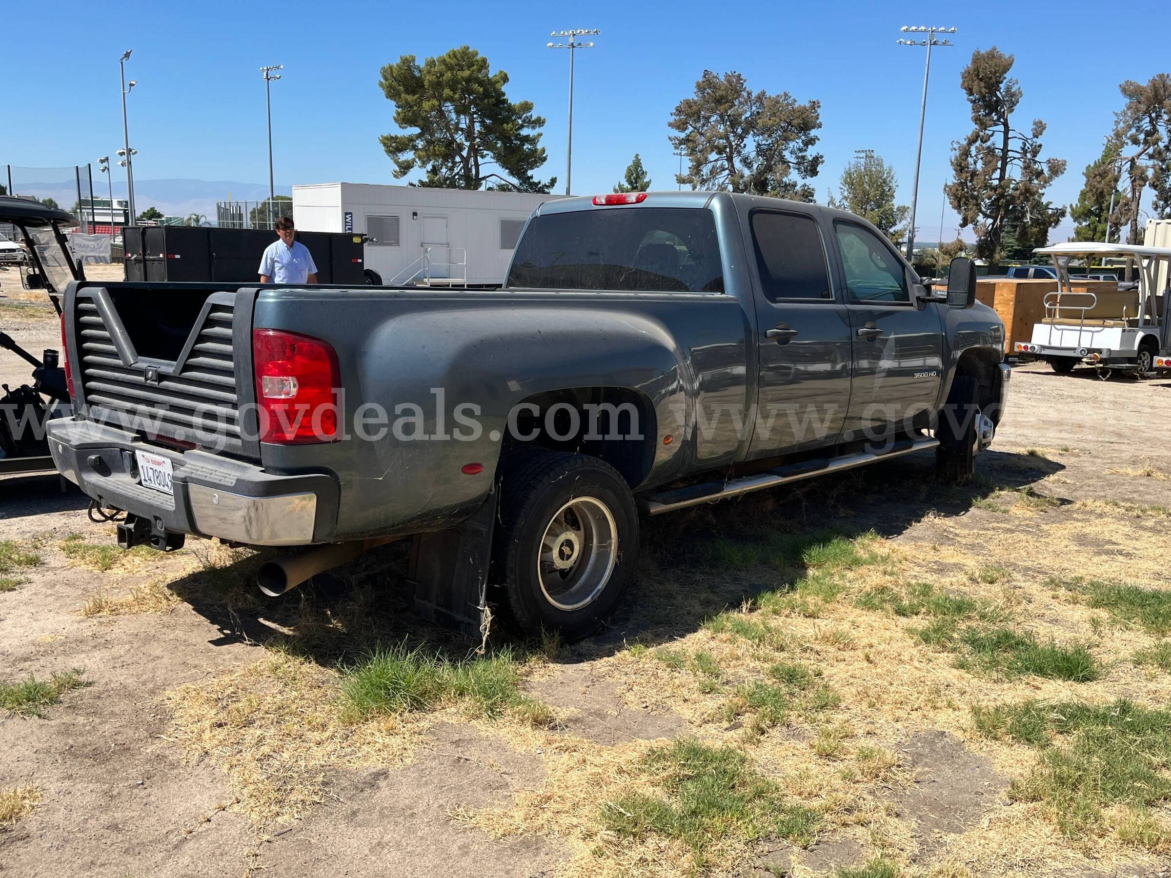 2012 Chevrolet Silverado 3500HD Chevrolet Silverado 3500HD Government Surplus Auction - Photo #4