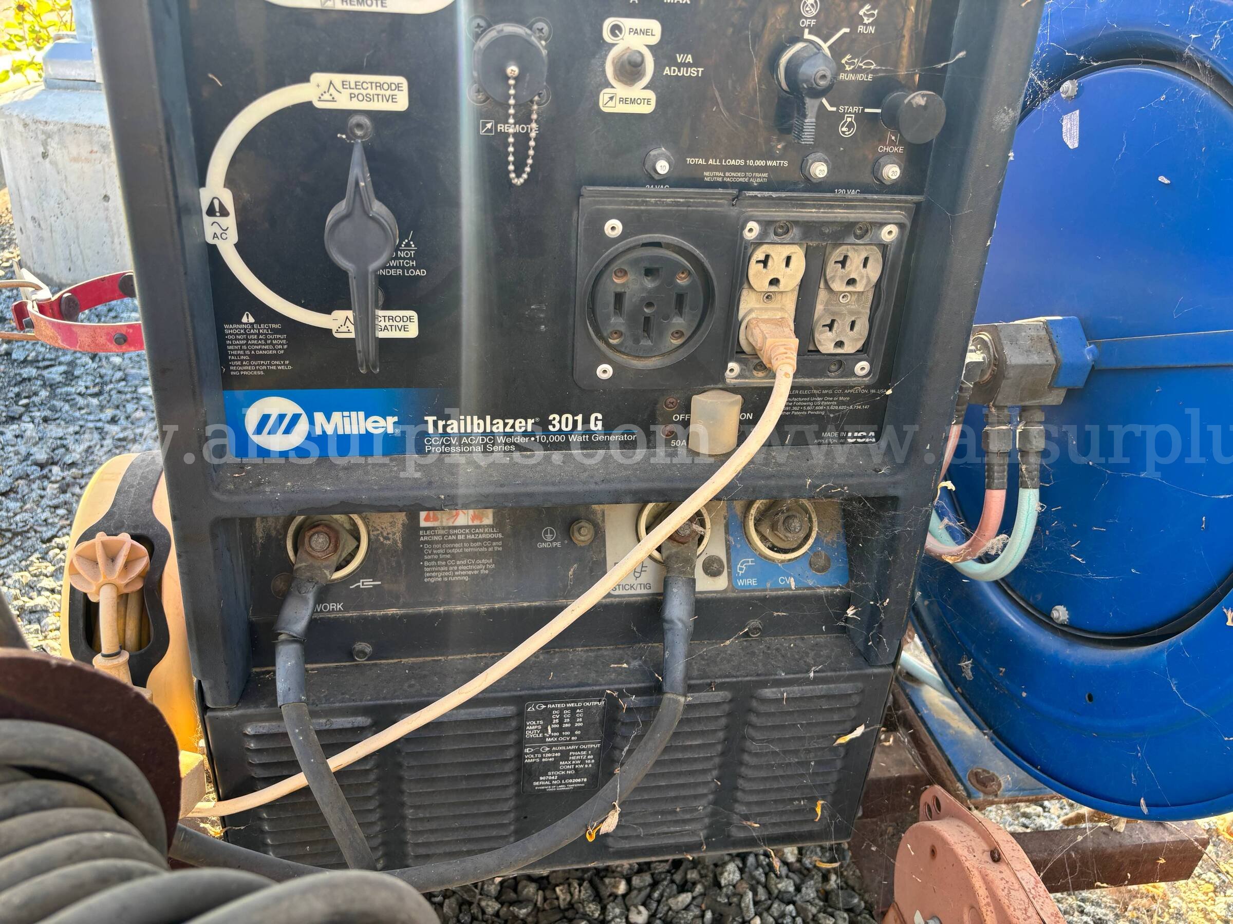 Welder, Miller, Trailblazer 301G, 25V, 300AMP, Qty 1 Miller 301G Government Surplus Auction - Photo #3