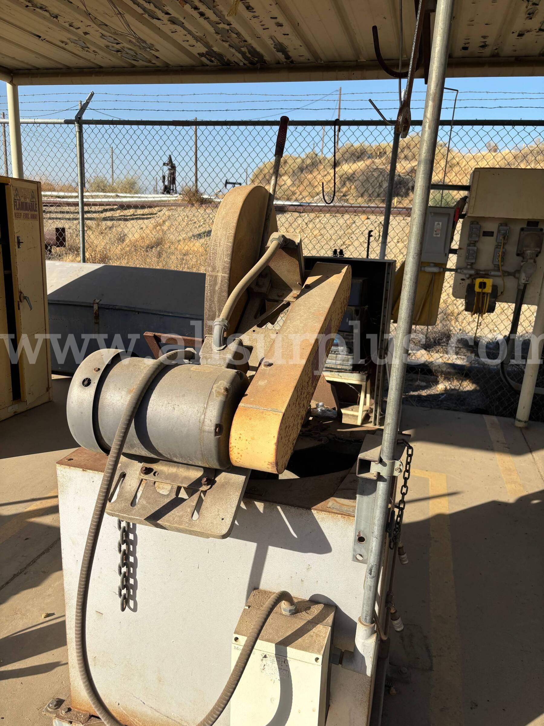 Saw, Everett, 16DM, 3210RPM, Qty 1 Everett 3210RPM Government Surplus Auction - Photo #4