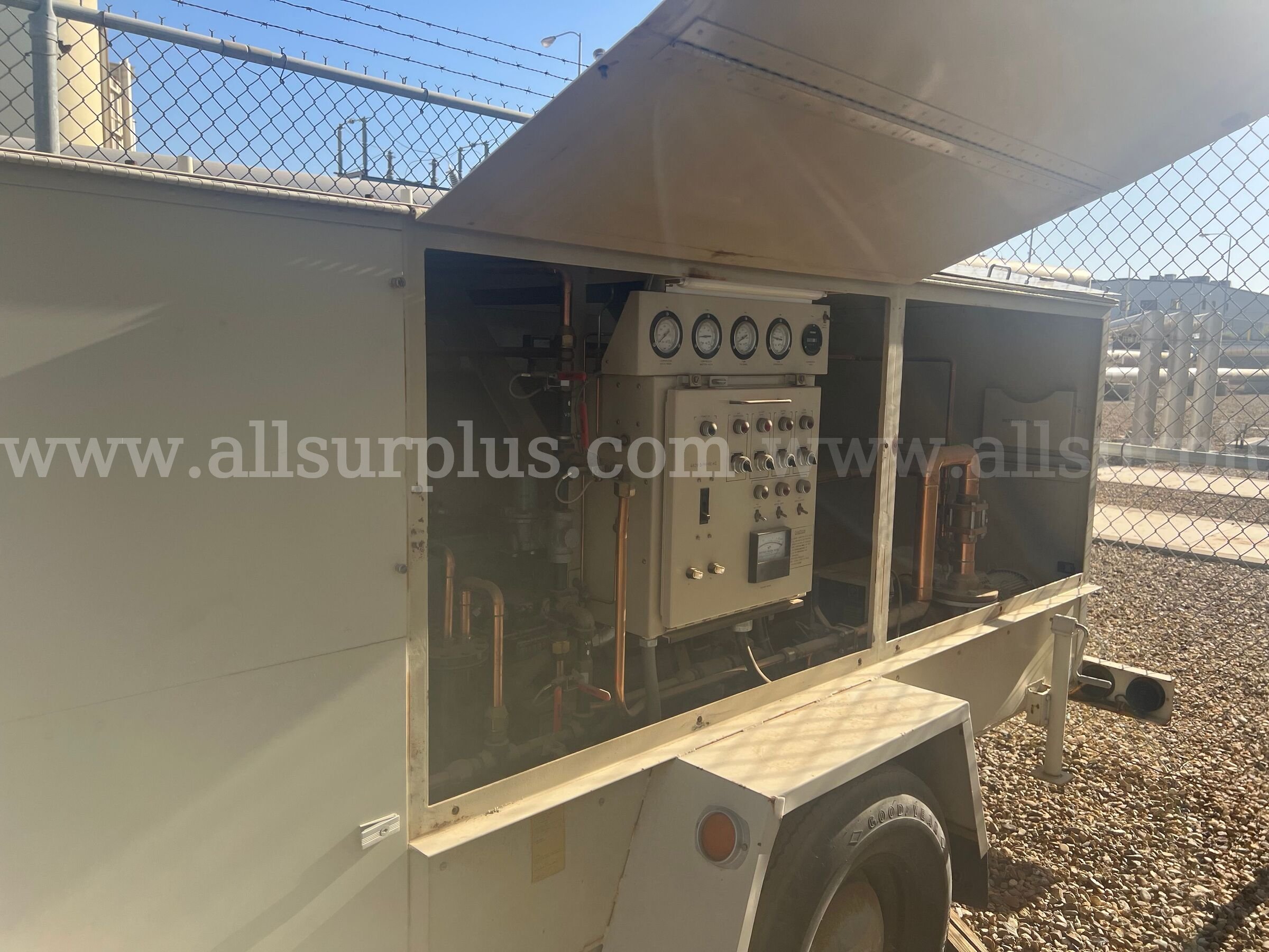 Gas Reclaimer Trailer, Limco, PET 2015A, Qty 1 Limco 2015A Government Surplus Auction - Primary Photo