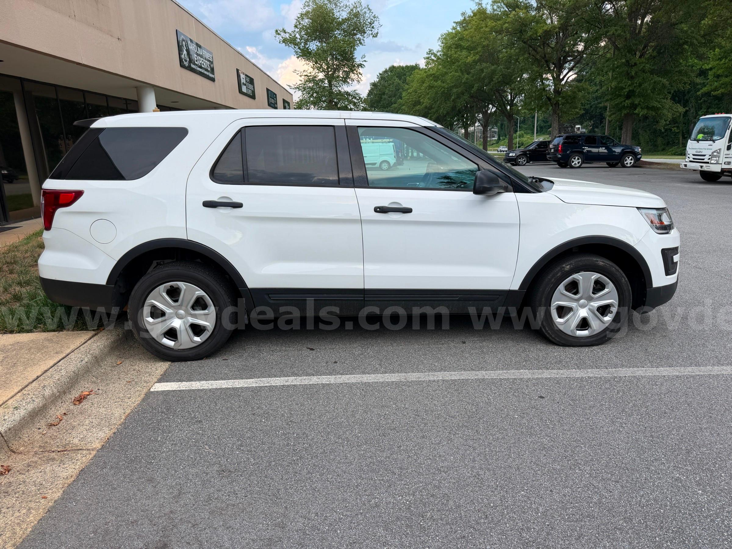 2017 Ford Explorer Police Interceptor Utility Ford Explorer Government Surplus Auction - Photo #6