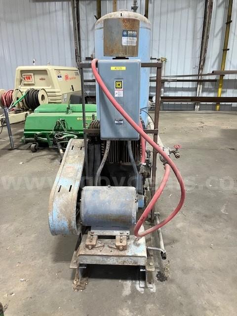 Quincy Air Compressor Quincy Compressor 390-22 Government Surplus Auction - Photo #2