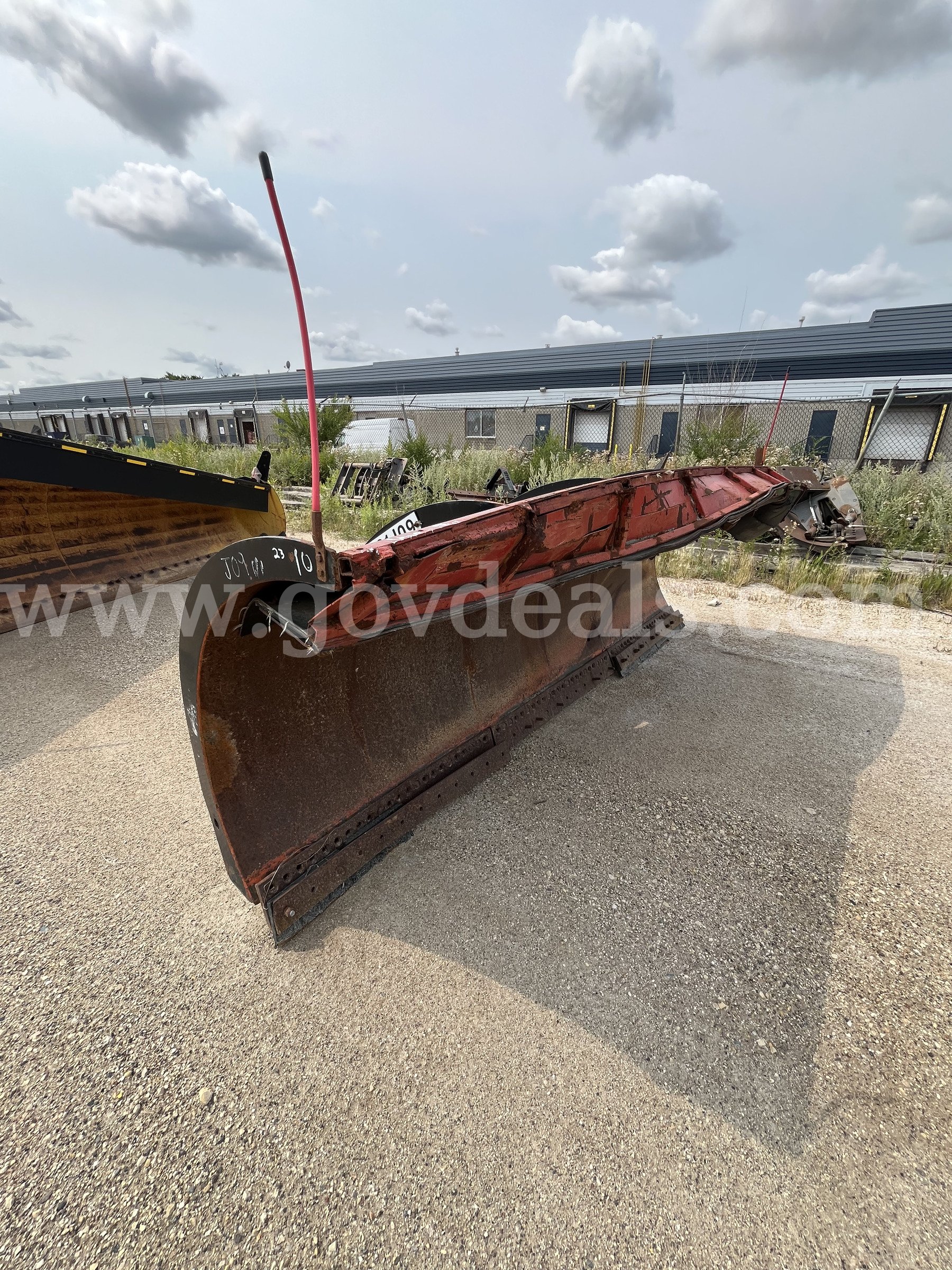 Tenco Reversable Nose Plow Tenco  Government Surplus Auction - Photo #3
