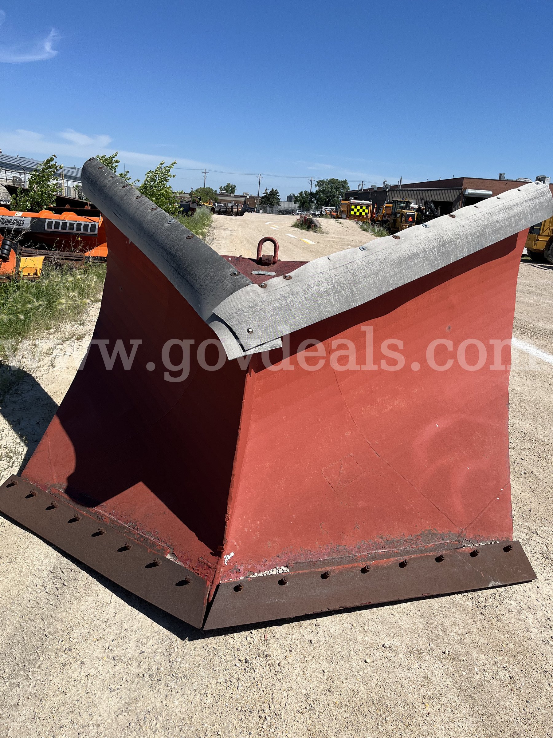 Dominion Heavy Duty V-Plow Dominion  Government Surplus Auction - Primary Photo