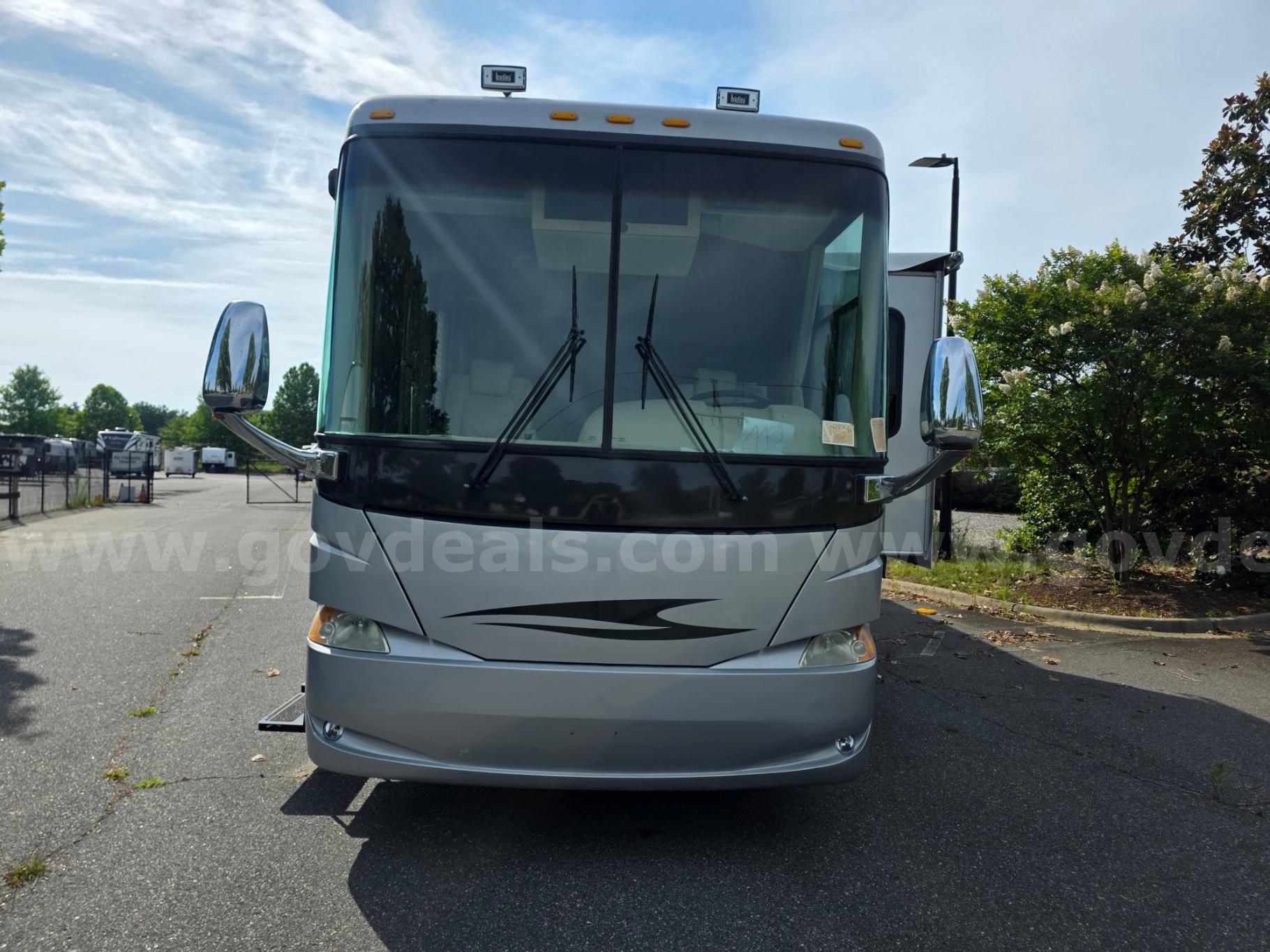 2008 Newmar AllStar 3950 Mid Engine Class A with Bunks Newmar 3950 Government Surplus Auction - Photo #2