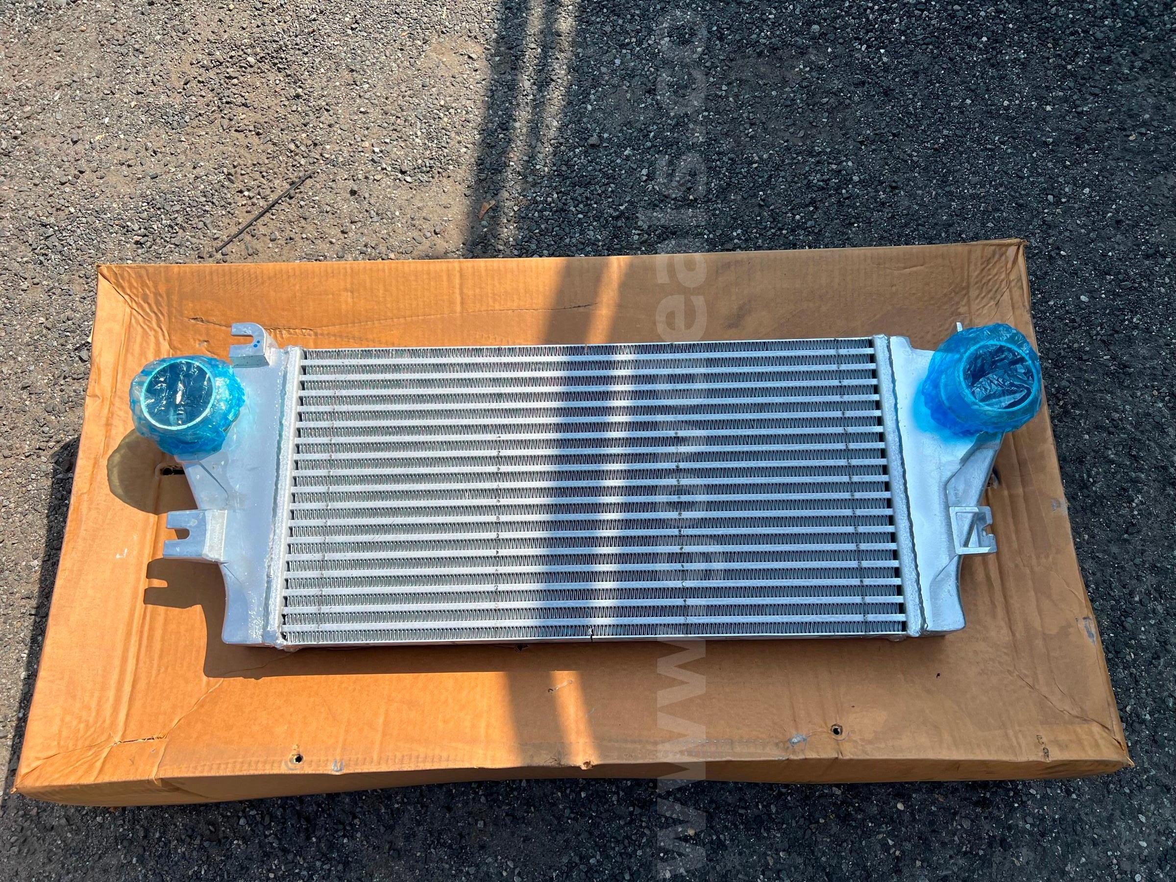 NEW Freightliner Charge Air Cooler/Intercooler BHT E2638 Freightliner E2638 Government Surplus Auction - Primary Photo