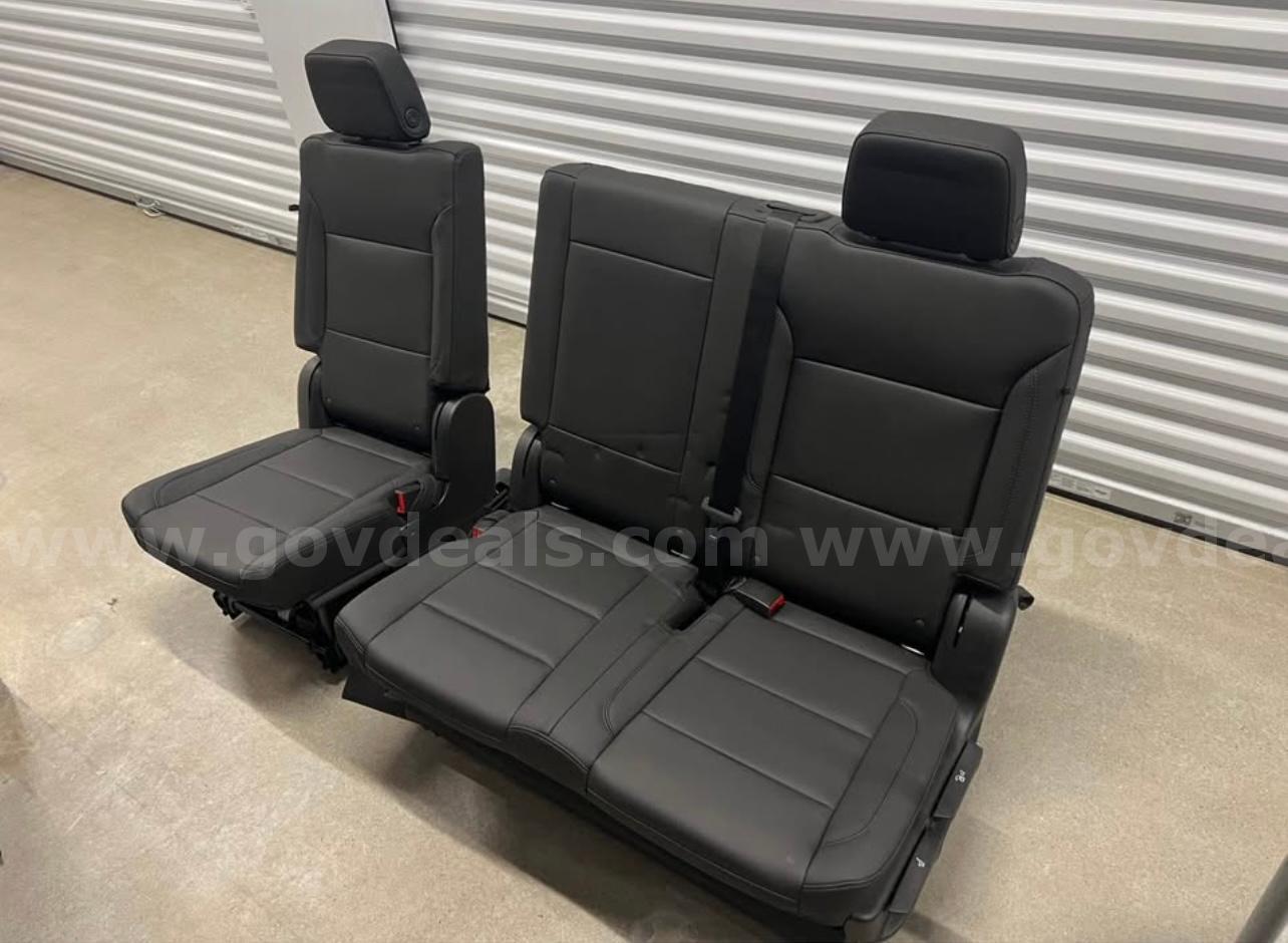 NEW 2021-2024 Chevy Tahoe/GMC Yukon Leather 2nd Row Seats Chevrolet Tahoe Government Surplus Auction - Photo #2