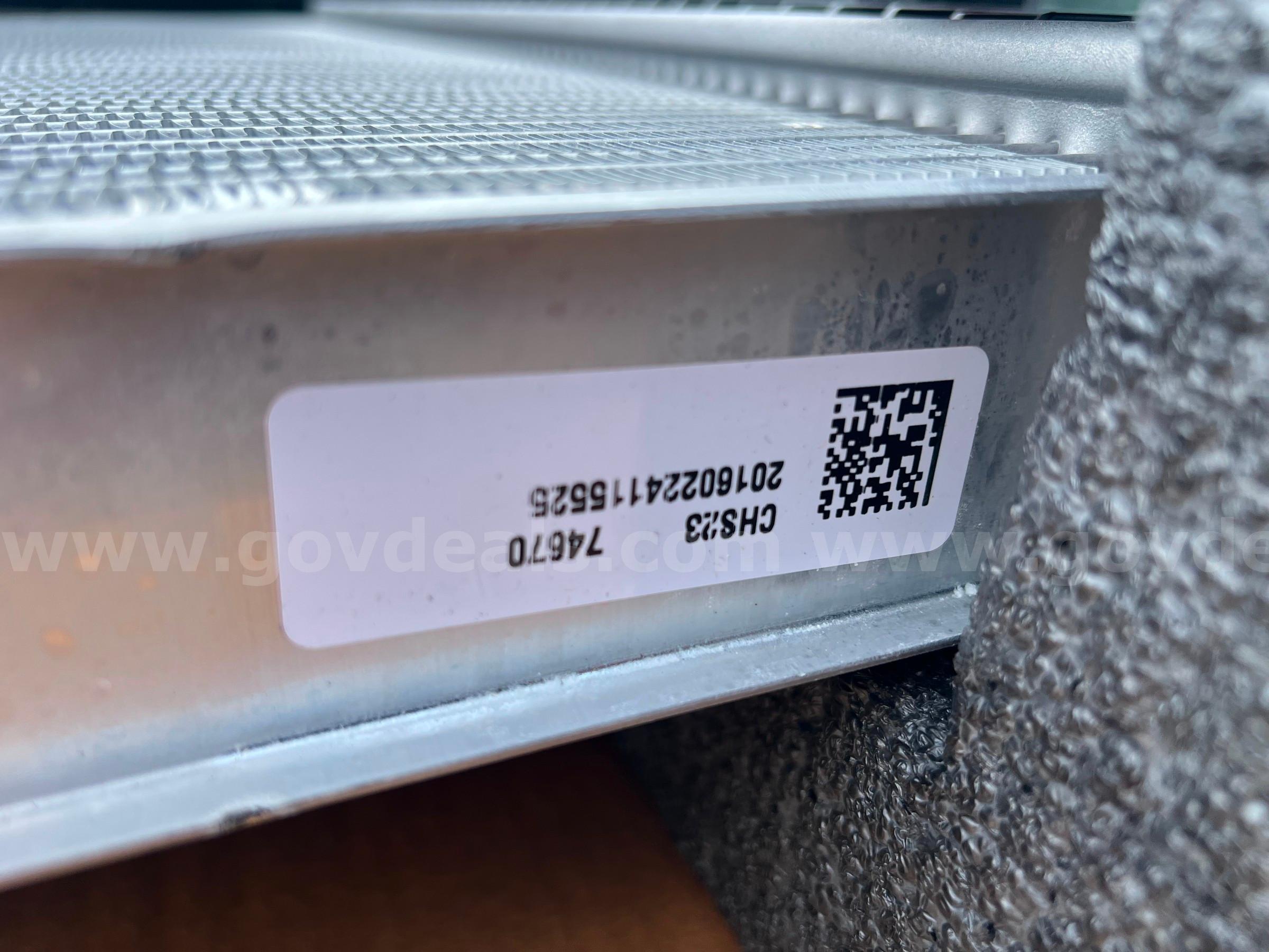 NEW Freightliner/Sterling Behr Radiator BHT 74667 Freightliner  Government Surplus Auction - Photo #5