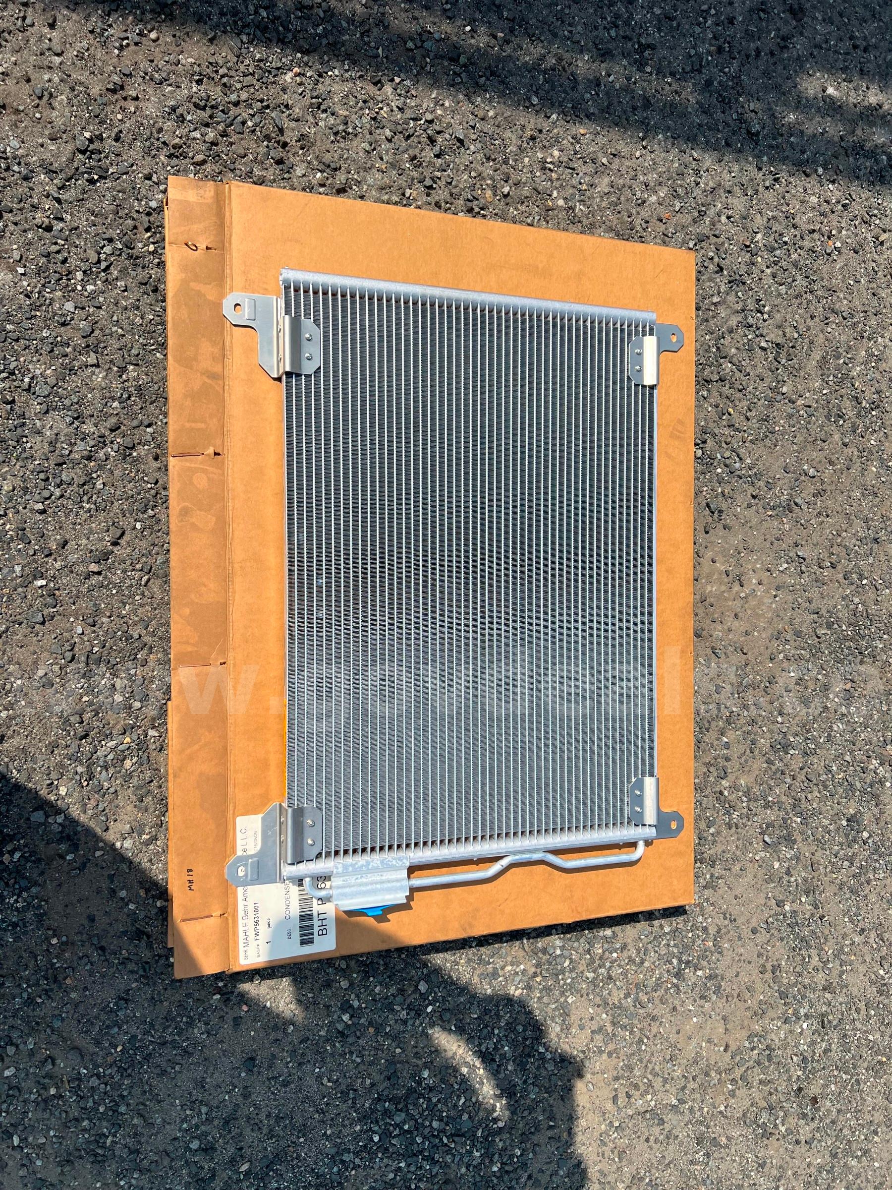 NEW Freightliner AC condenser BHT P5631001 Freightliner  Government Surplus Auction - Photo #3