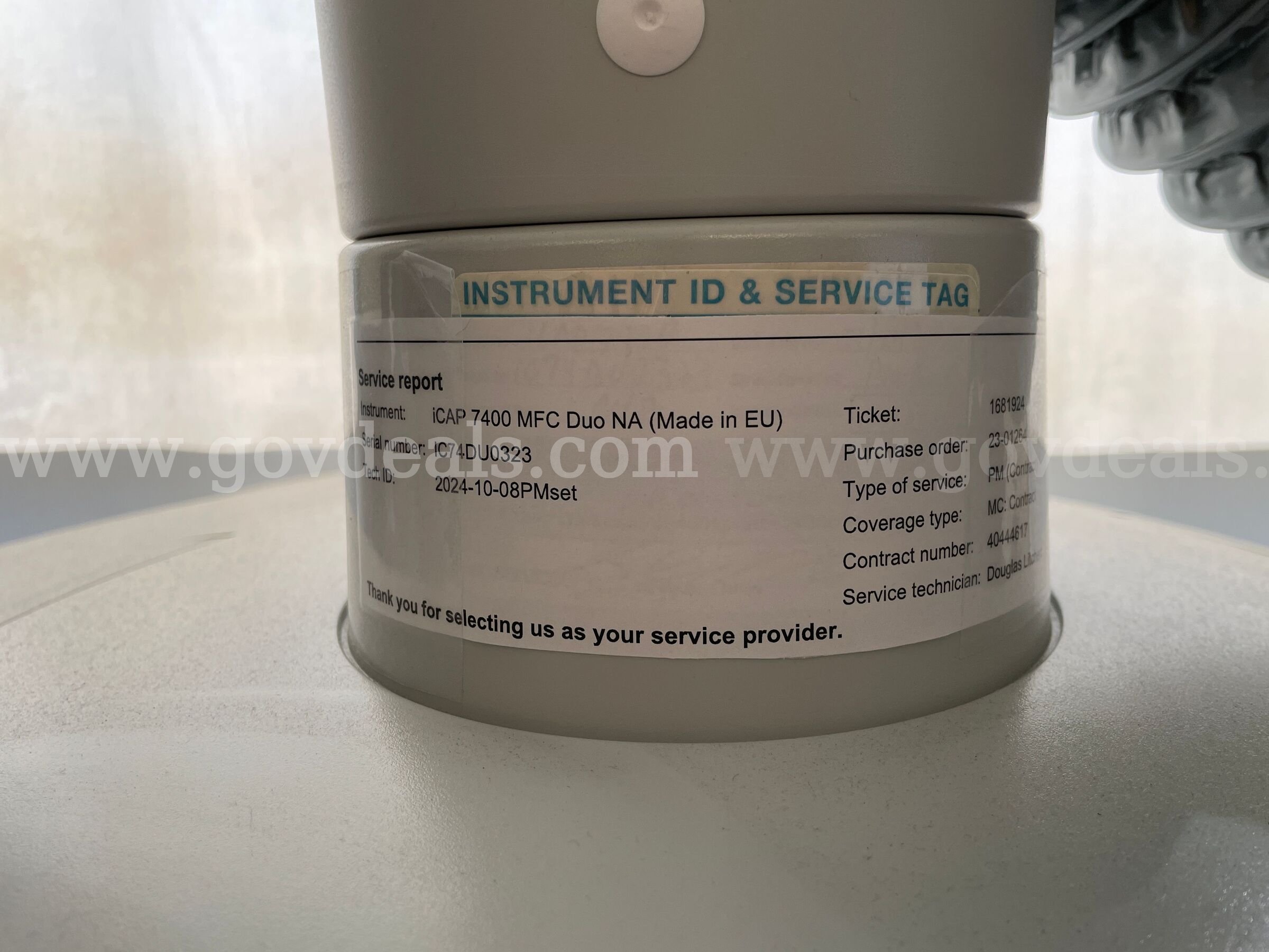 Thomas Scientific IC7400 MFC DUO Laboratory Flow Control Unit – Serial IC74DU0323  IC7400 Government Surplus Auction - Photo #4