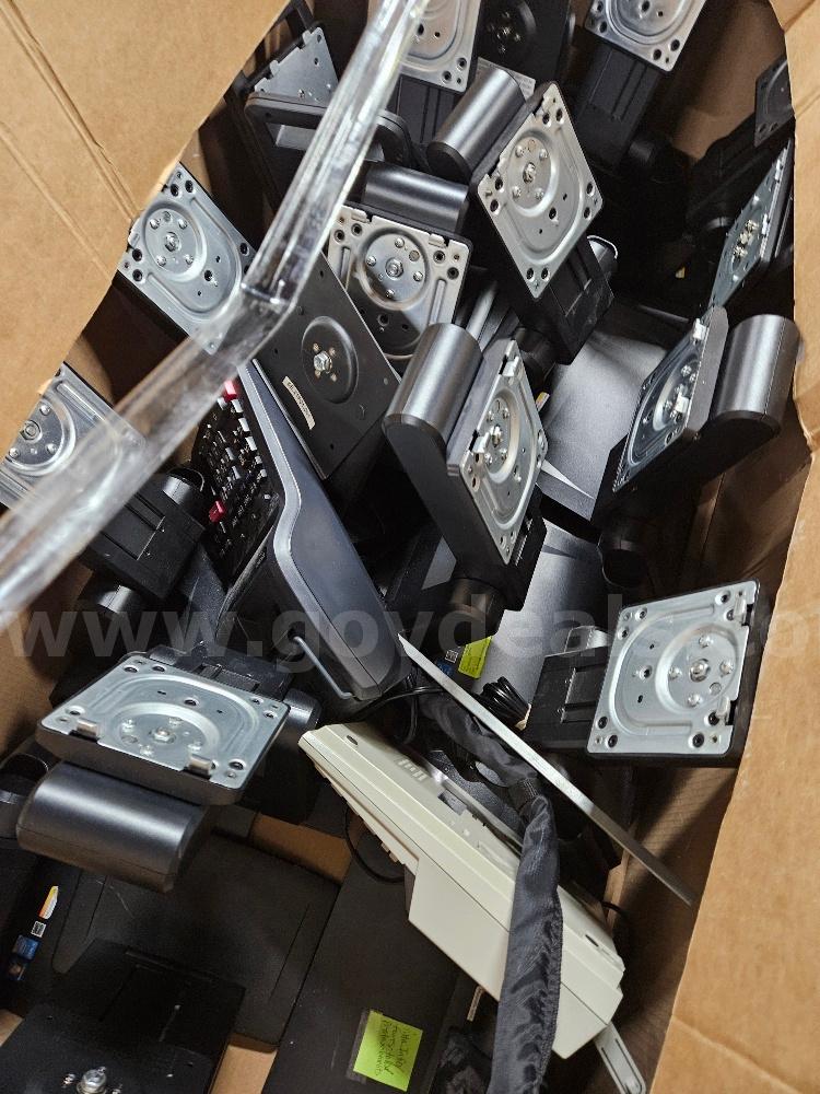 35 HP Black Monitor Arms for auction. Sold As Is. HP  Government Surplus Auction - Photo #5