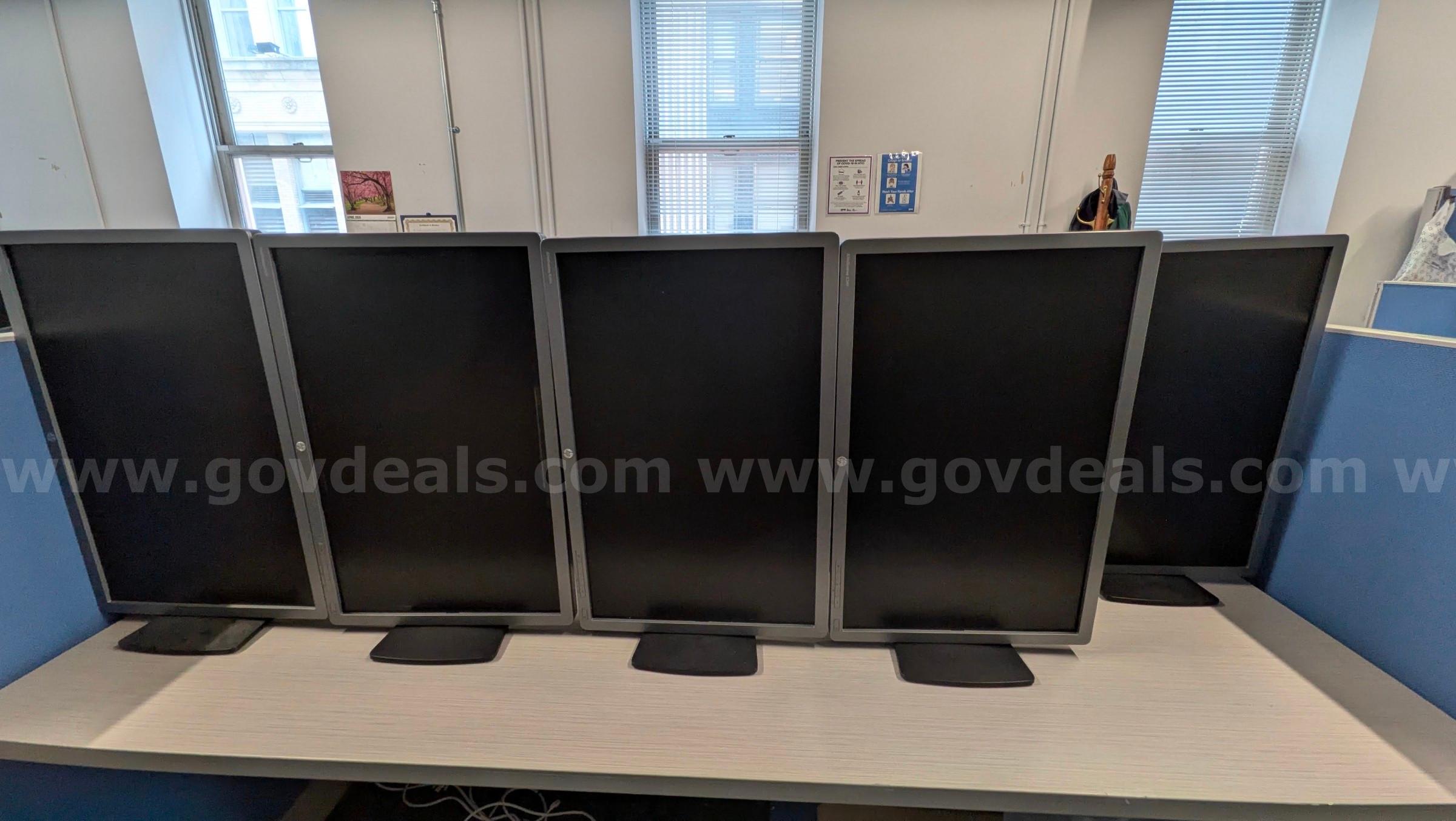 Computers and Monitors - Lot of 8   Government Surplus Auction - Photo #4