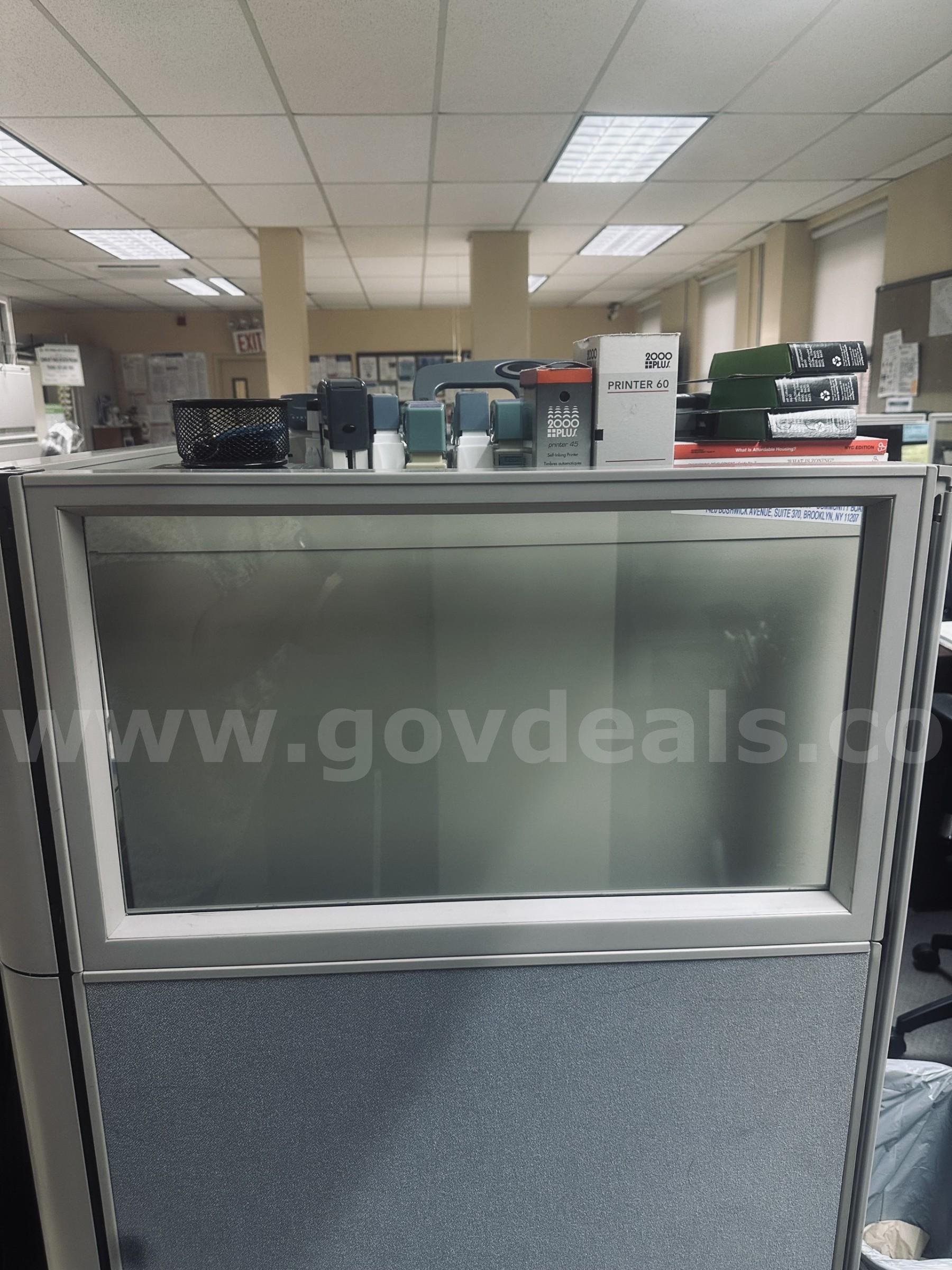 Herman Miller Cubicle Parts   Government Surplus Auction - Photo #5
