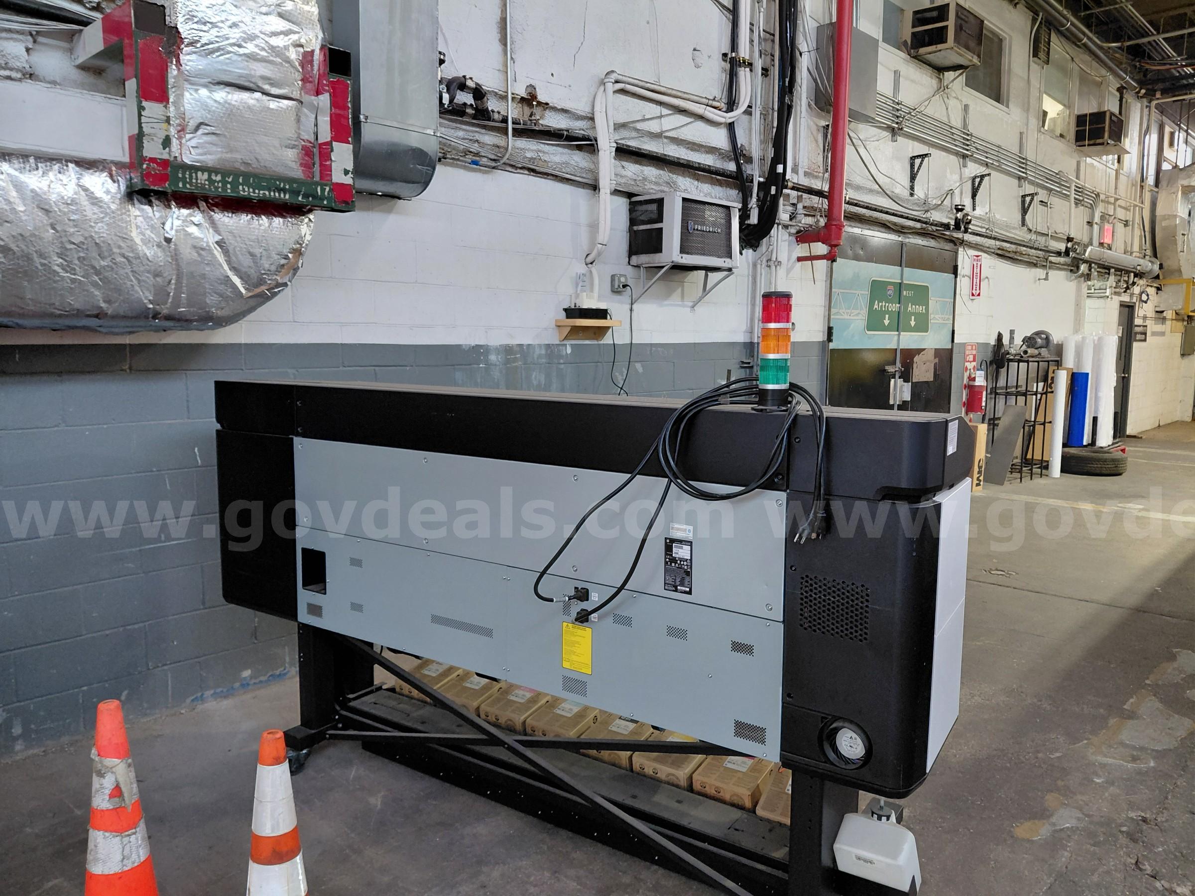 HP 800 large format printer hp 800 800 Government Surplus Auction - Photo #4