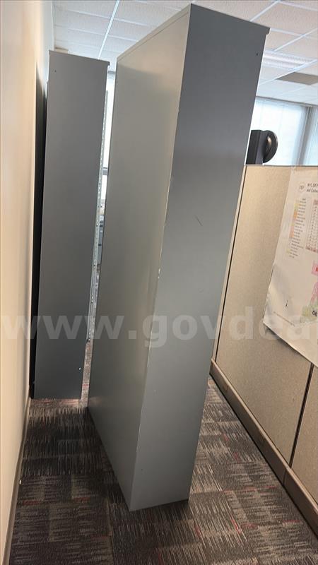 Gray - 6 Shelf Metal Bookshelf QTY: 2   Government Surplus Auction - Photo #3