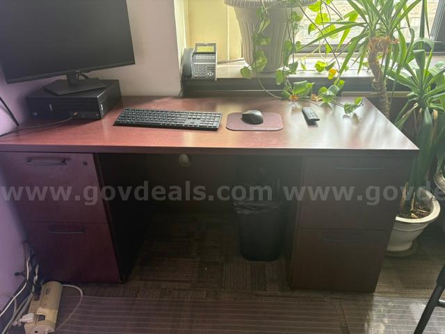Four Drawer Wood Desks QTY: 2   Government Surplus Auction - Photo #3