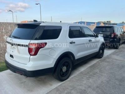 2017 Ford Explorer Ford Explorer Government Surplus Auction - Photo #4