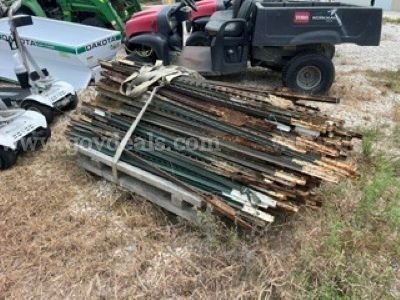 T-Posts   Government Surplus Auction - Primary Photo