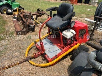TRU-TURF GREENS ROLLER RS48-11D HONDA  Government Surplus Auction - Photo #4
