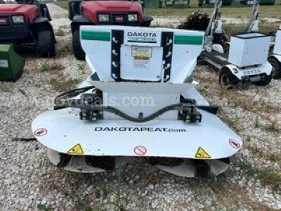DAKOTA TURF TENDER 410  410 Government Surplus Auction - Photo #4