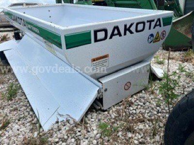 DAKOTA TURF TENDER 410  410 Government Surplus Auction - Photo #6