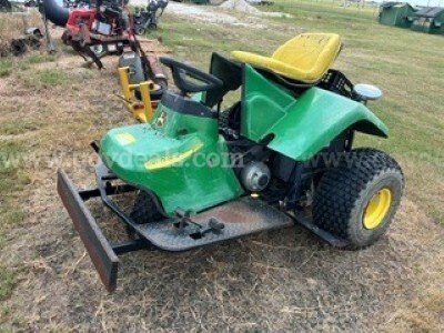 John Deere 1200A