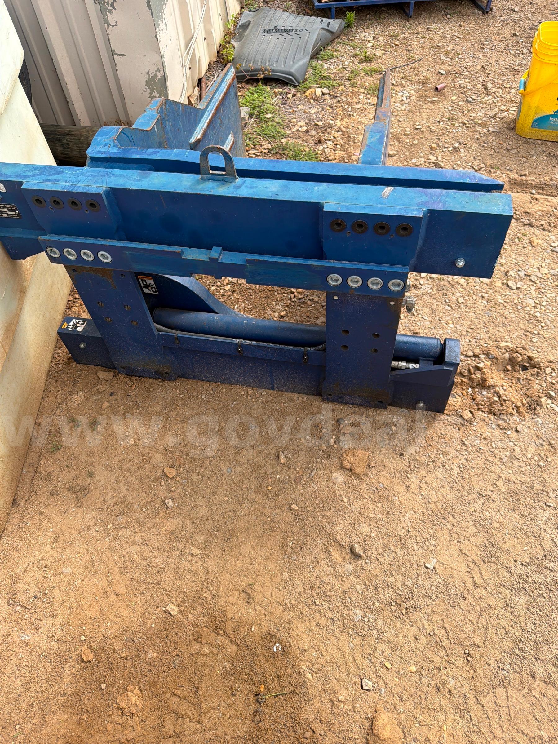 Rightline clamp attachment   Government Surplus Auction - Primary Photo
