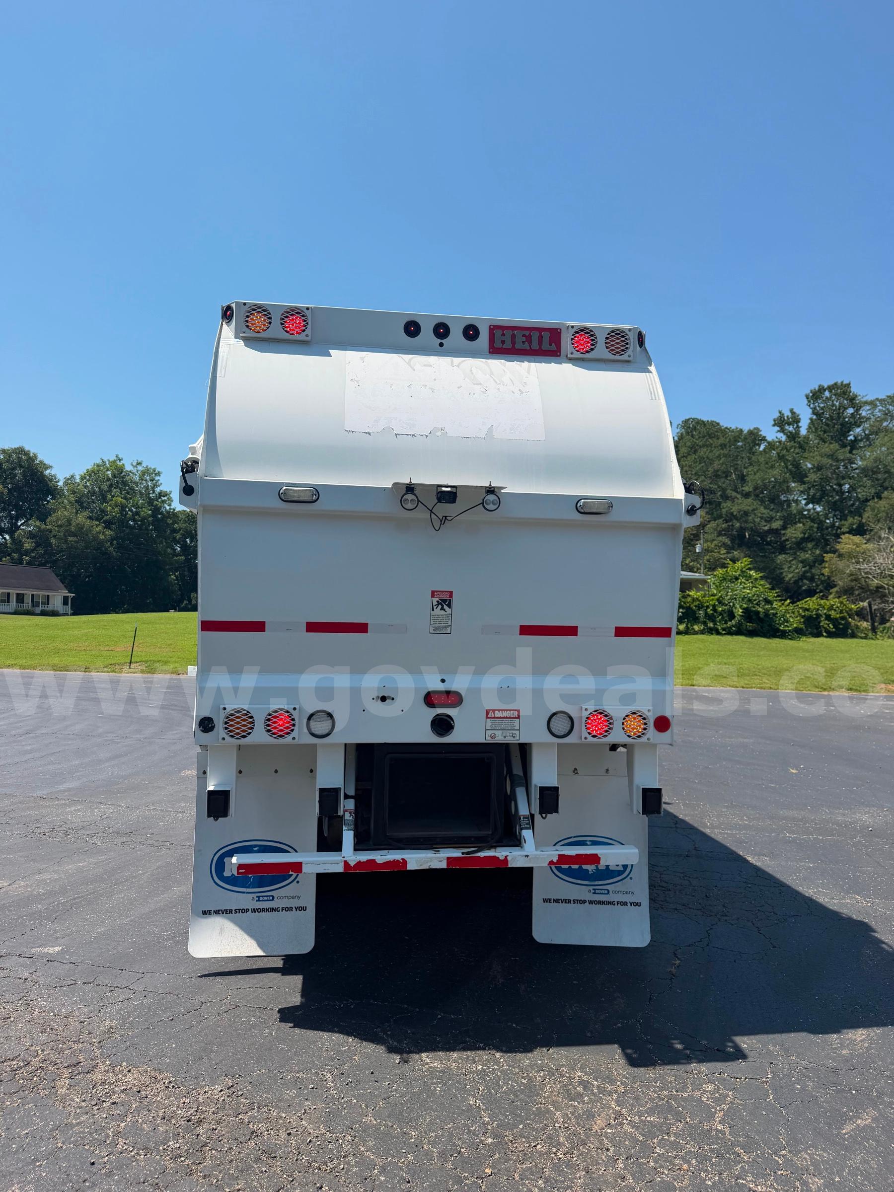 2019 Crain Carrier ASL Heil Durapack Unknown  Government Surplus Auction - Photo #5