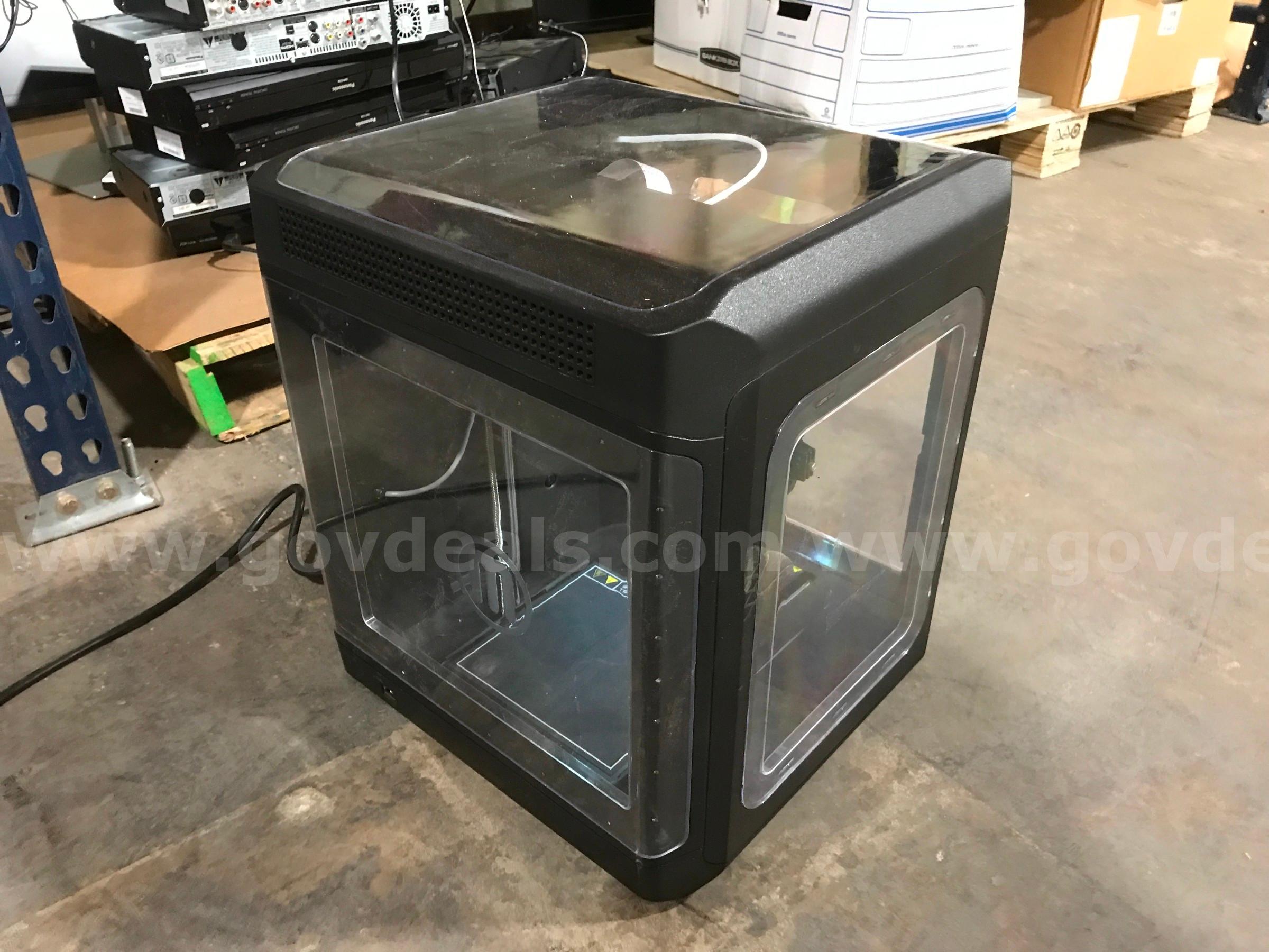 LOT OF APPROX. 3 MakerBot sketch 900-0053A 3D Printer  900 Government Surplus Auction - Photo #5