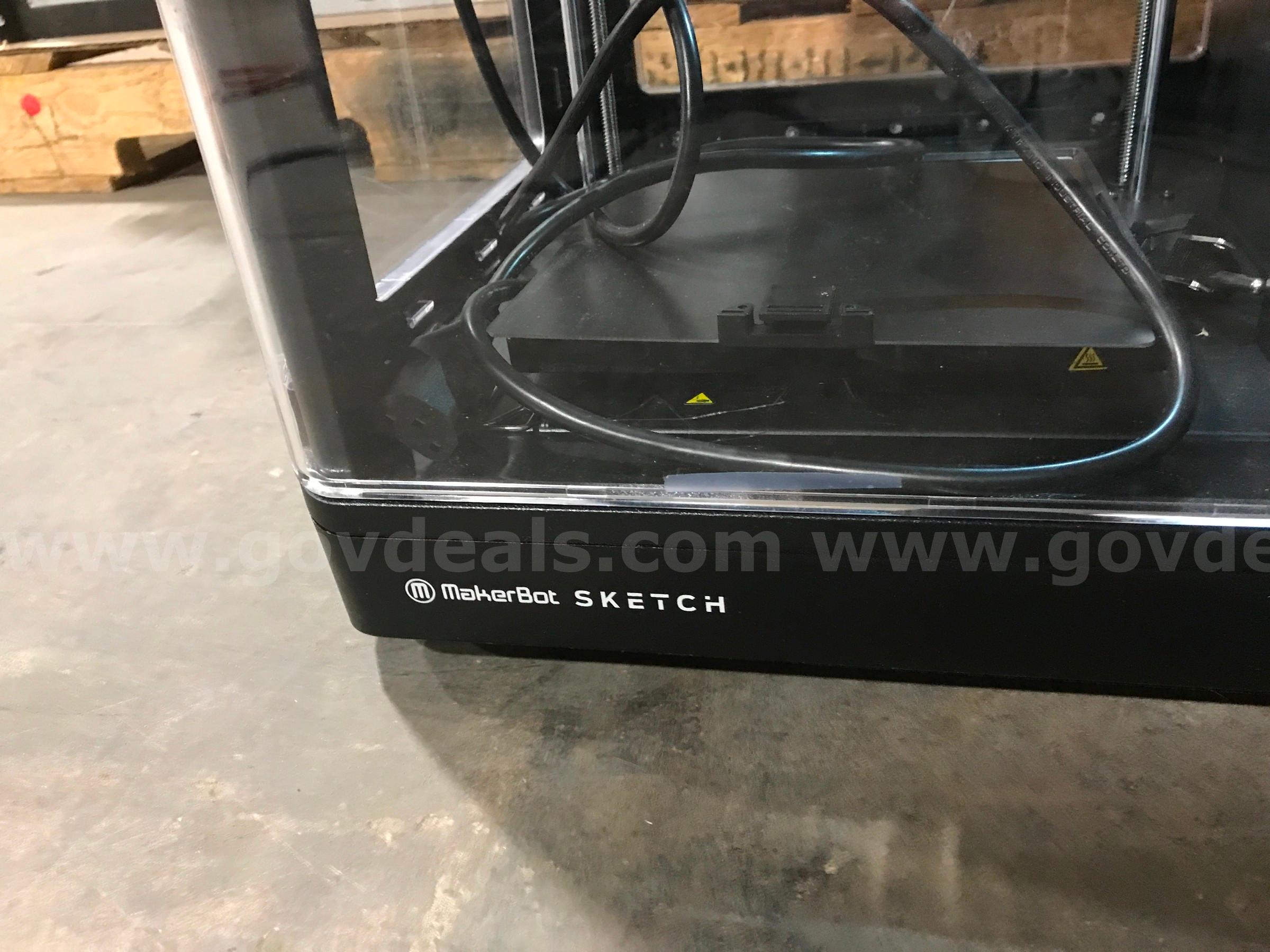 LOT OF APPROX. 3 MakerBot sketch 900-0053A 3D Printer  900 Government Surplus Auction - Photo #6