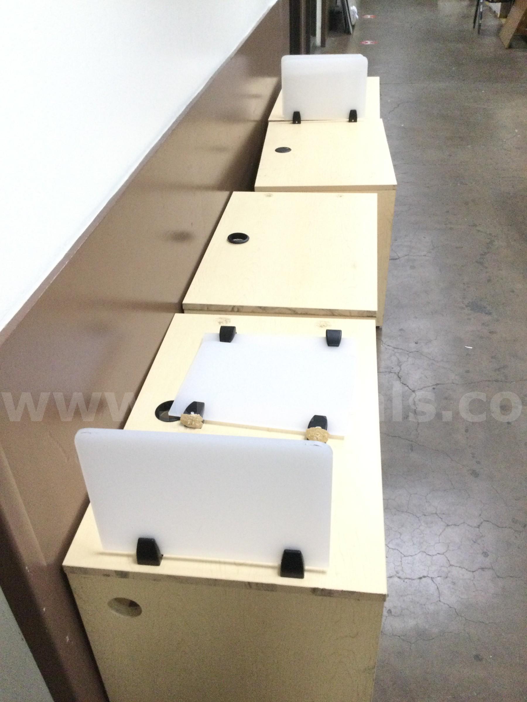 LOT OF DESKS/TABLES   Government Surplus Auction - Photo #6