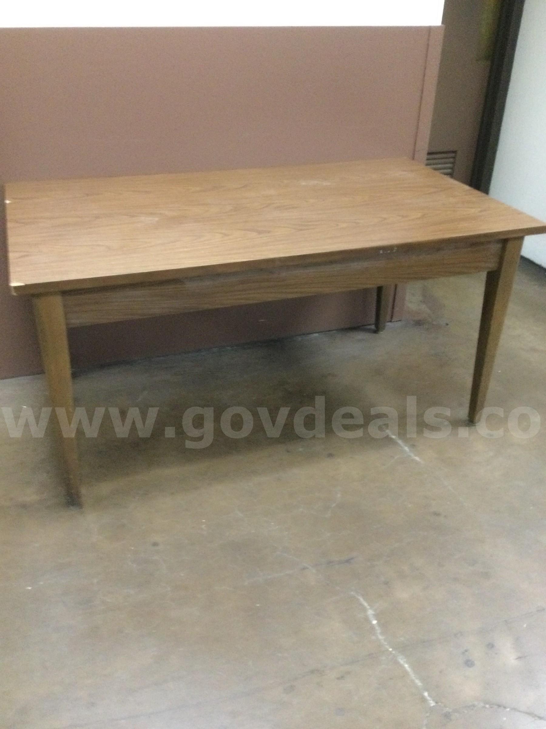 LOT OF STORAGE CABINETS AND MISCELLANEOUS ITEMS   Government Surplus Auction - Photo #2