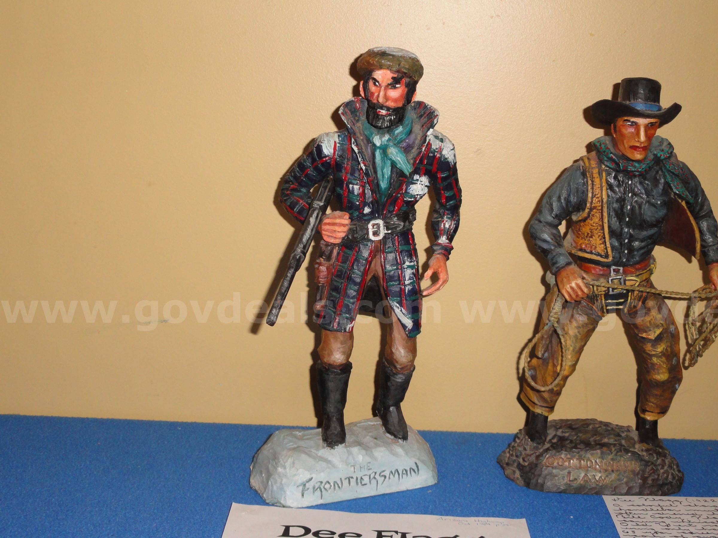 Lot of Four Dee Flagg Wood Carving Figures Displayed at the 1964 World's Fair   Government Surplus Auction - Photo #5